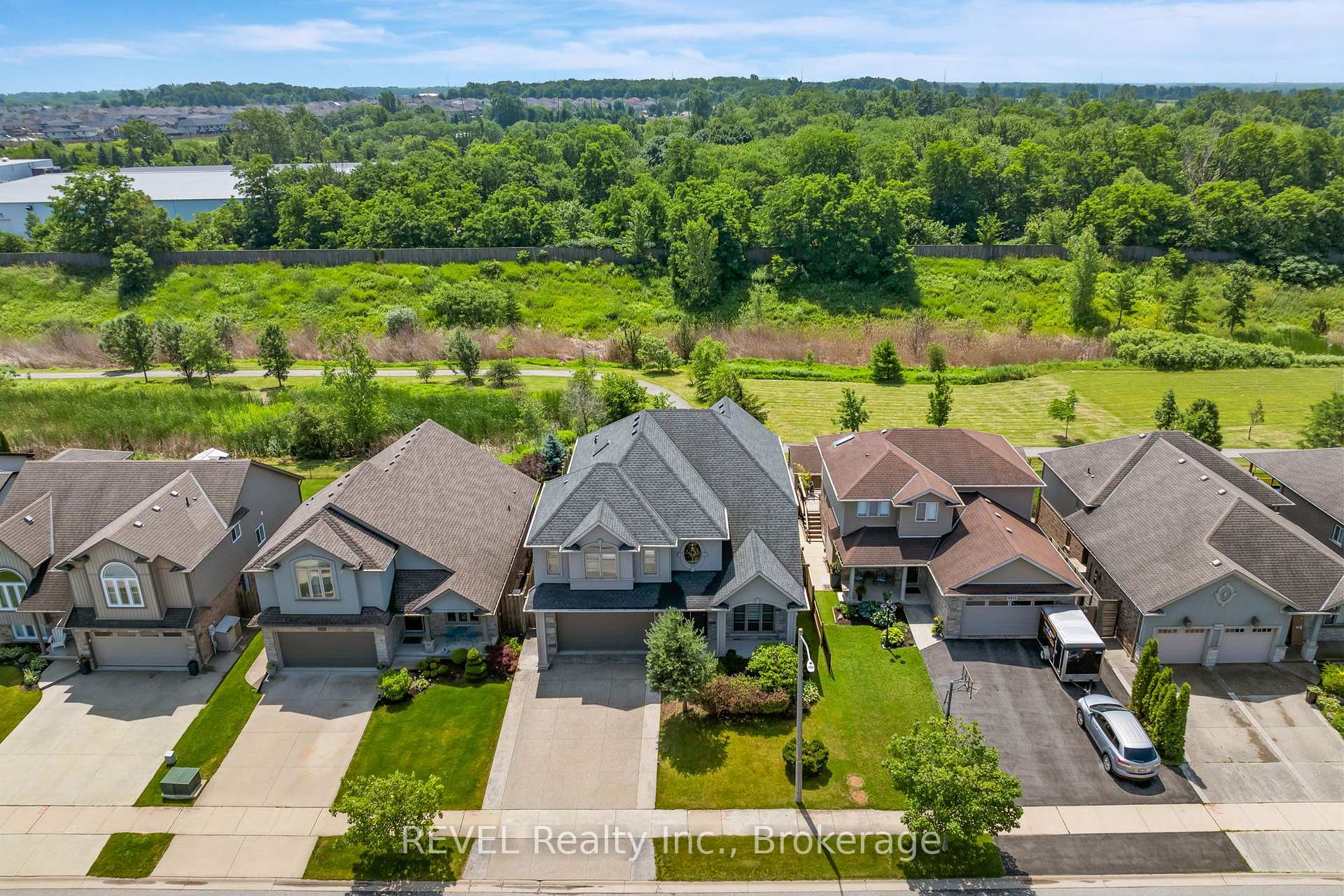 Photo 45 of 9208 Hendershot Boulevard, Niagara Falls, Forestview — HOMEH
