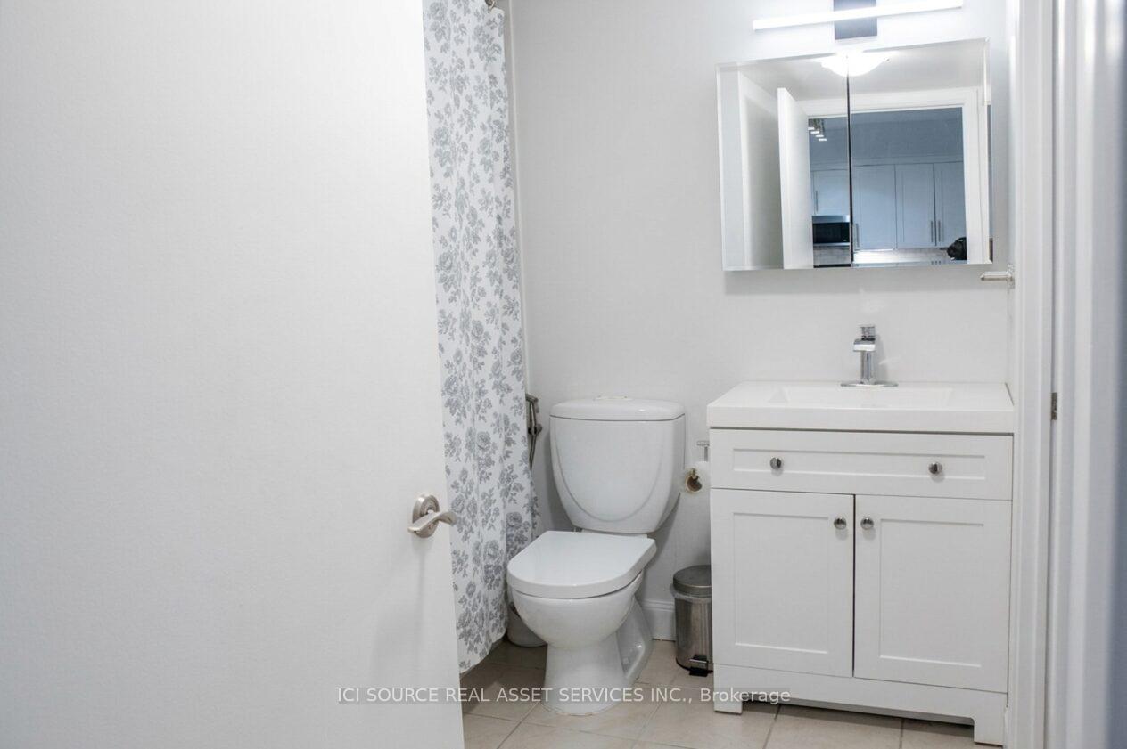 Photo 6 of Unit 609, 2191 Yonge Street, Toronto, Mount Pleasant West — HOMEH