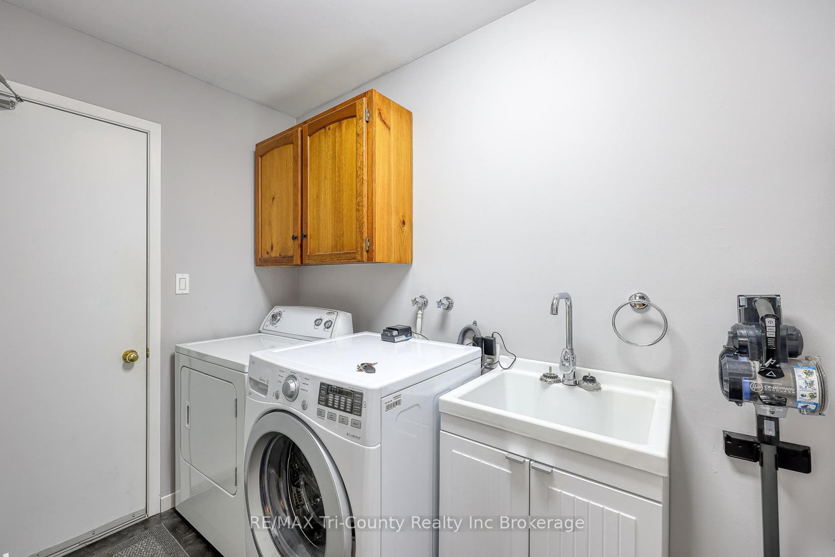 Photo 21 of 33 Wilkins Crescent, Tillsonburg — HOMEH