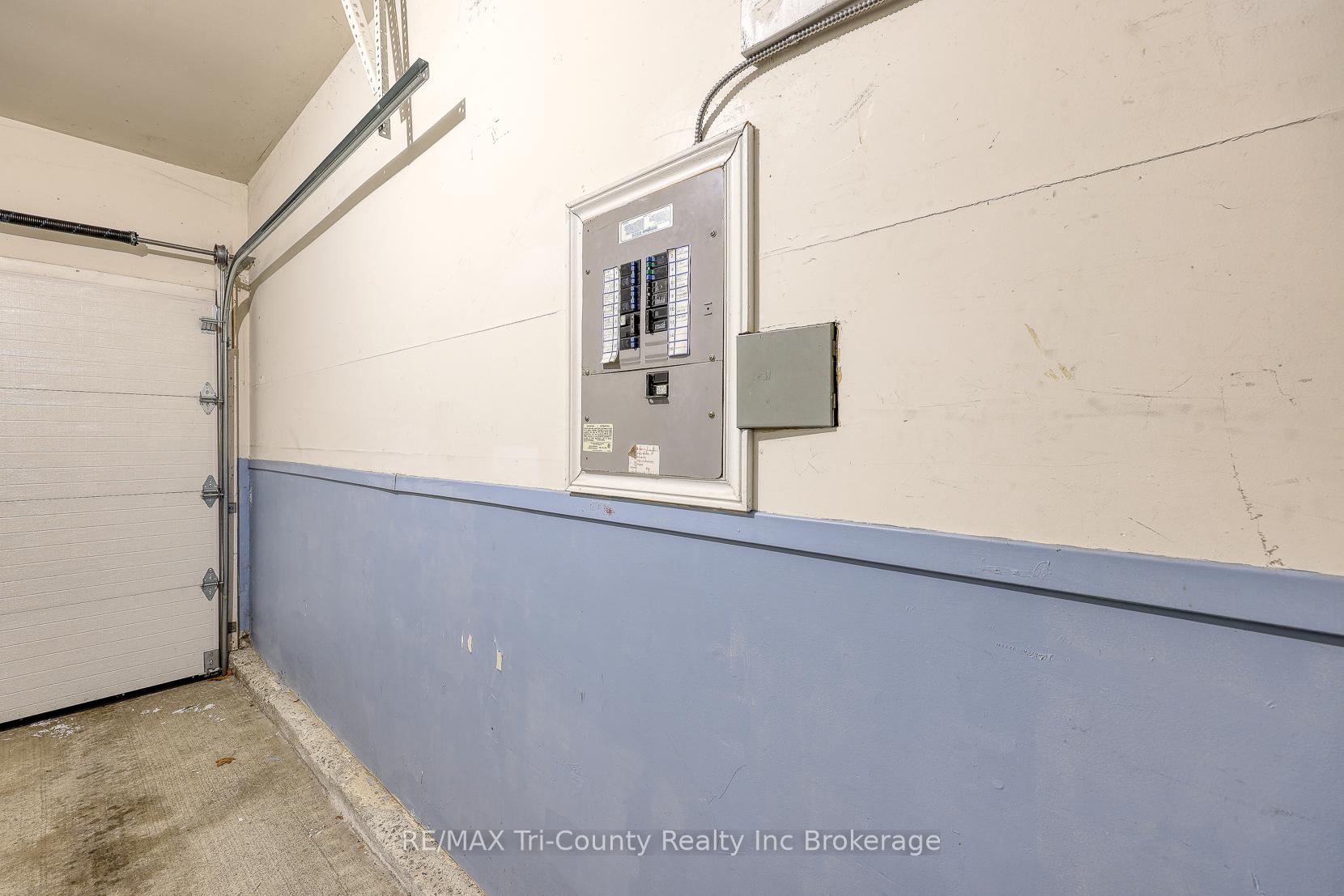 Photo 25 of 33 Wilkins Crescent, Tillsonburg — HOMEH