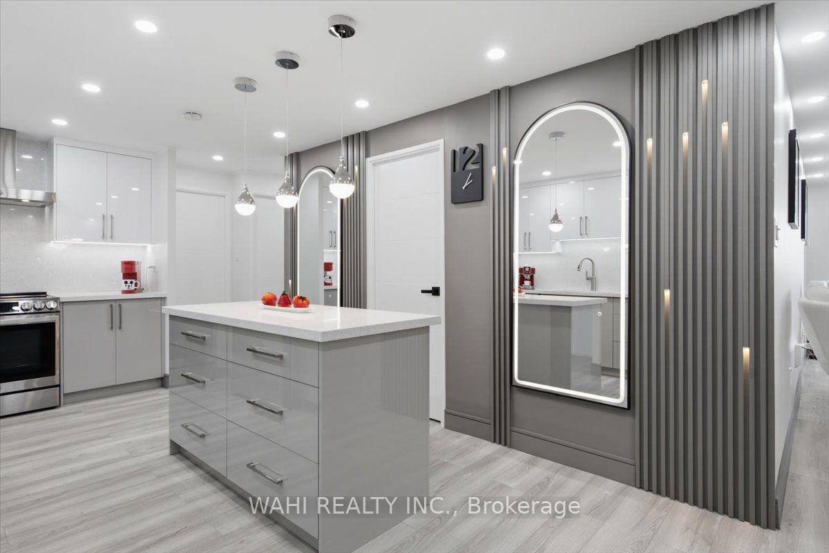 Photo 8 of Unit 1003, 299 Mill Road, Etobicoke, Markland Wood — HOMEH