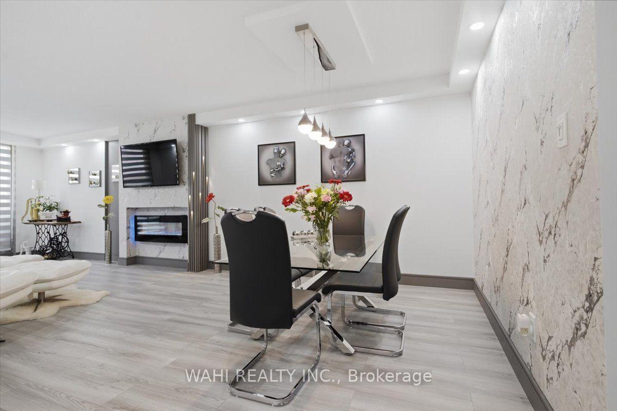 Photo 12 of Unit 1003, 299 Mill Road, Etobicoke, Markland Wood — HOMEH