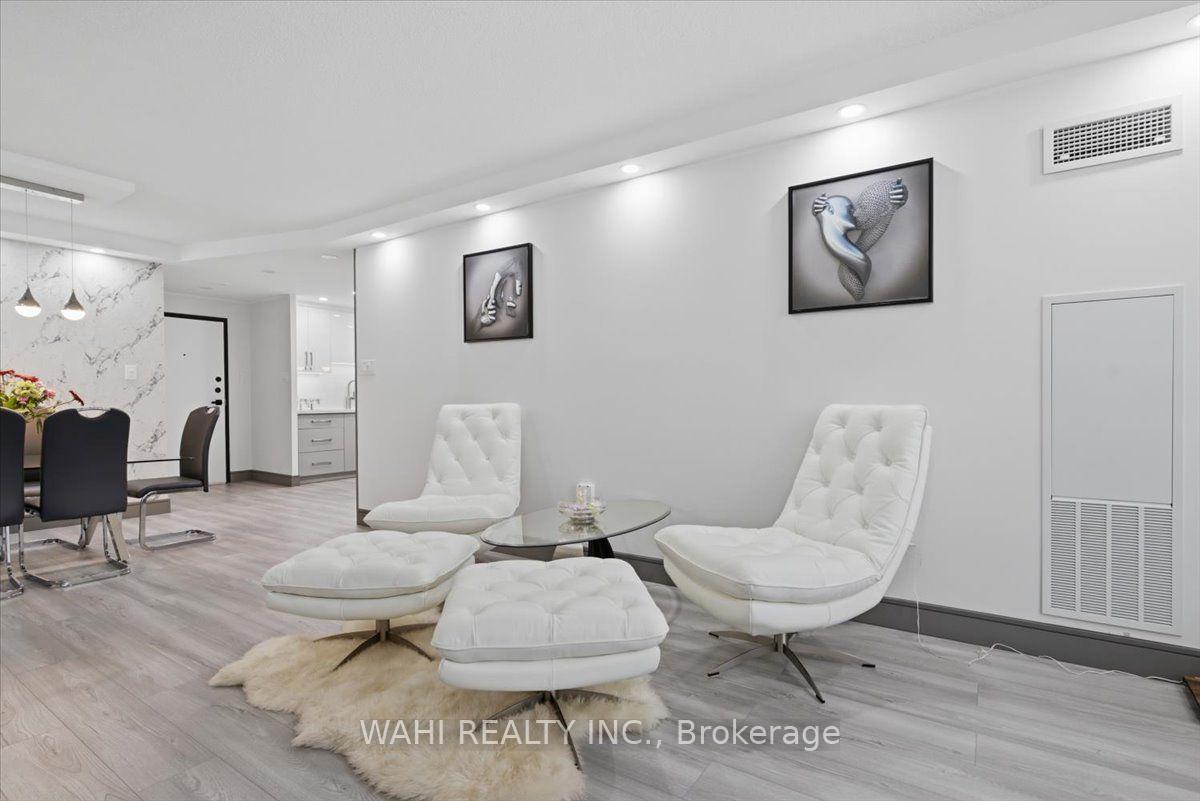 Photo 19 of Unit 1003, 299 Mill Road, Etobicoke, Markland Wood — HOMEH
