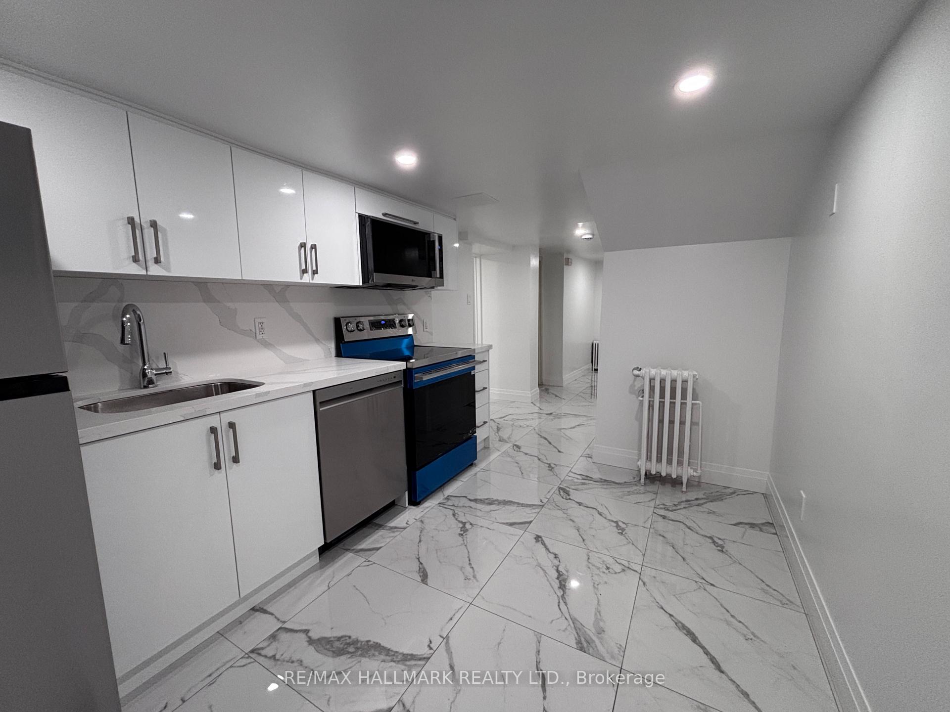 Photo 5 of Unit Lower, 27 Delaware Avenue, Toronto, Palmerston-Little Italy — HOMEH