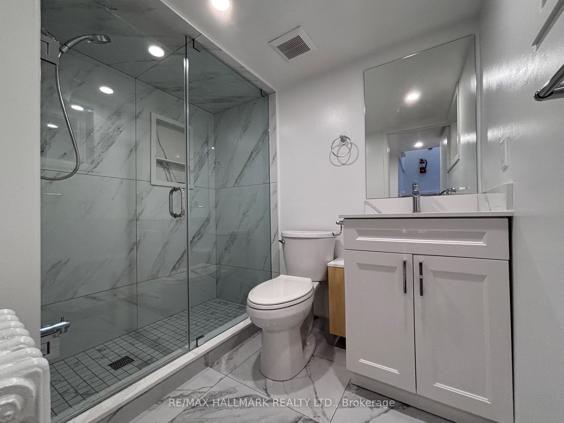 Photo 9 of Unit Lower, 27 Delaware Avenue, Toronto, Palmerston-Little Italy — HOMEH