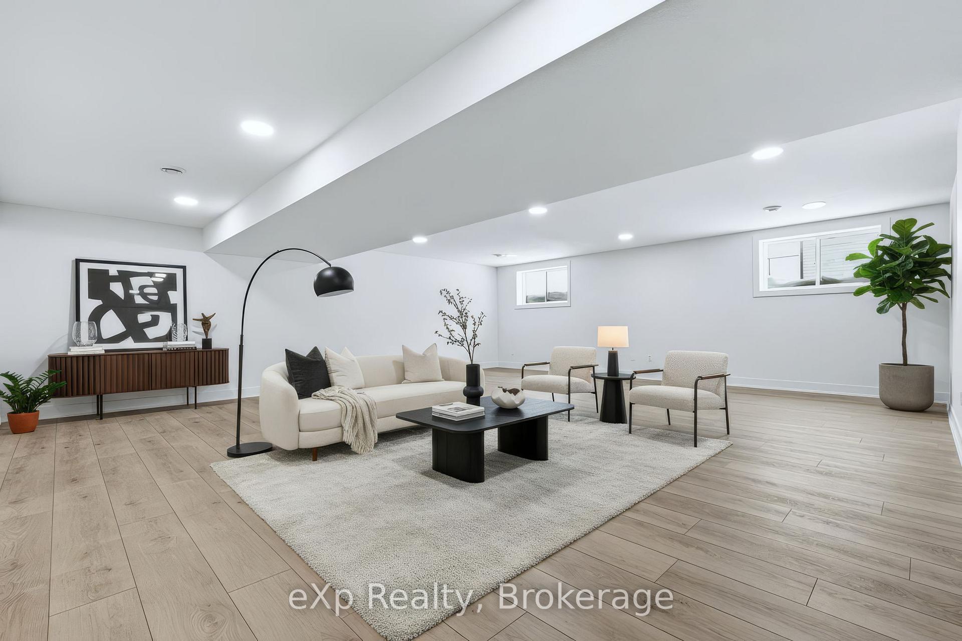 Photo 54 of 1036 Walton Avenue N, North Perth, Listowel — HOMEH