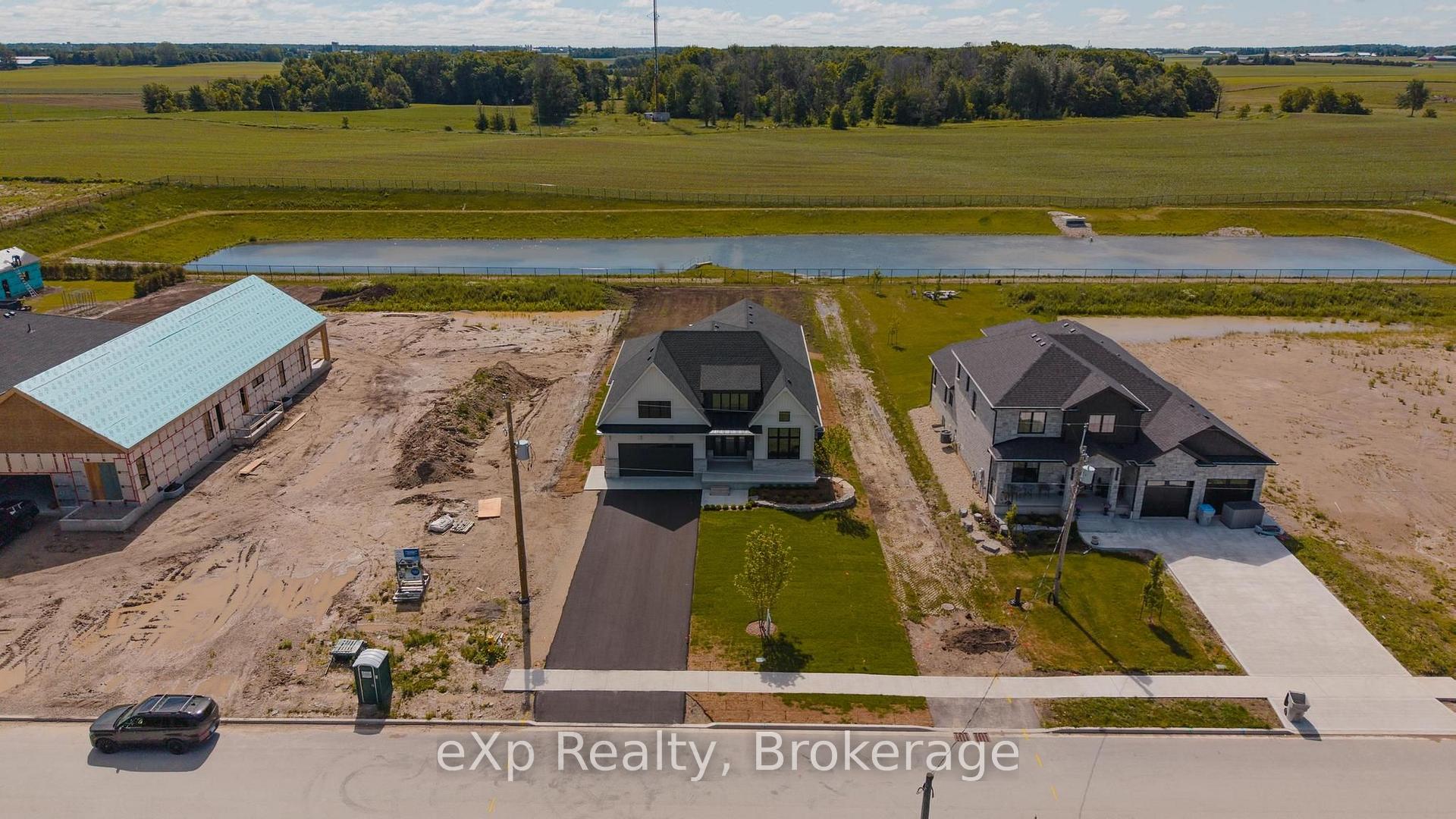 Photo 66 of 1036 Walton Avenue N, North Perth, Listowel — HOMEH