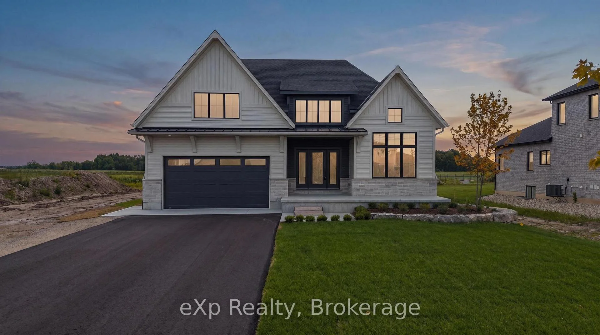 Photo 2 of 1036 Walton Avenue N, North Perth, Listowel — HOMEH