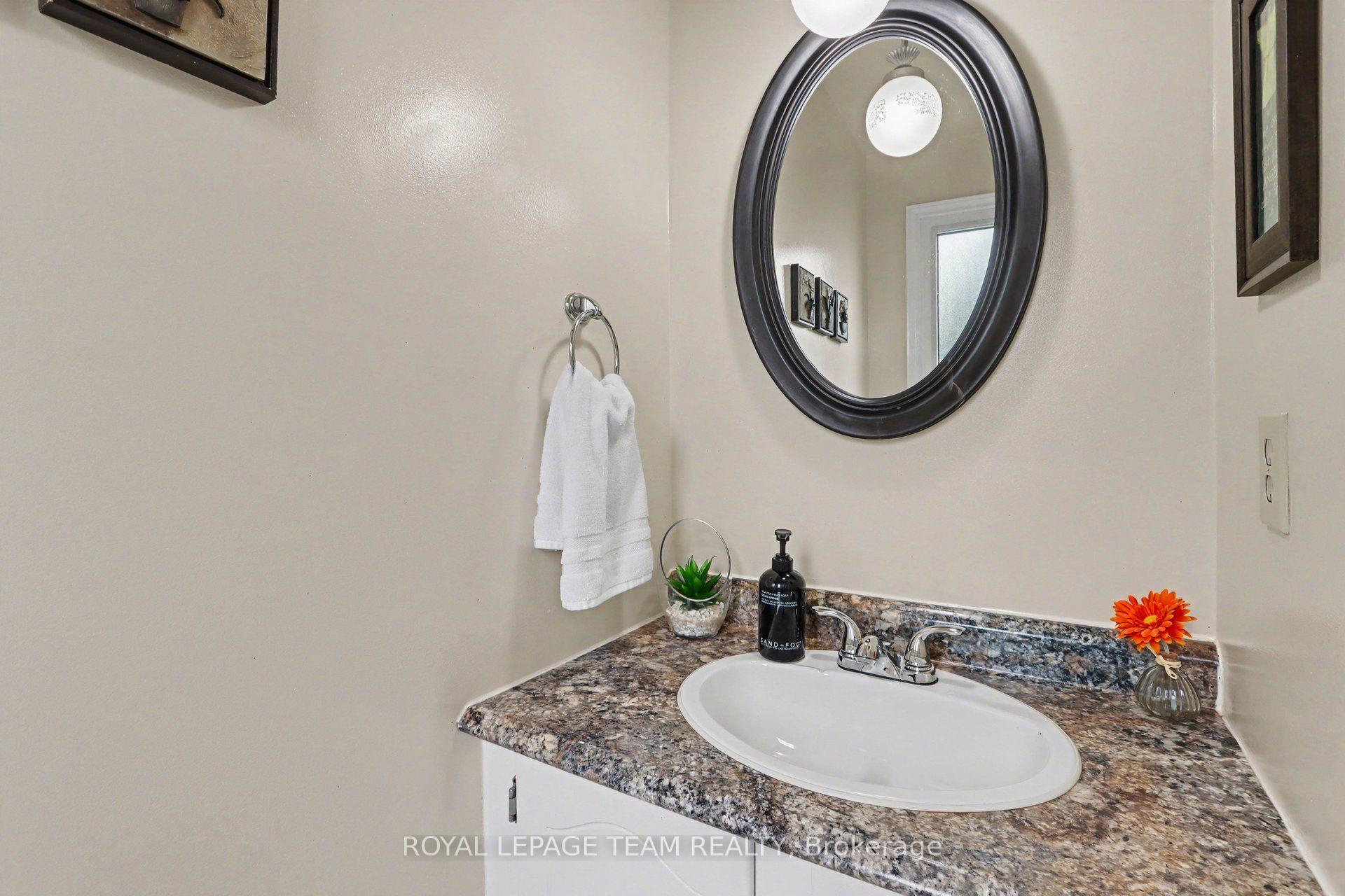 Photo 11 of 95 Seabrooke Drive, Ottawa, Kanata - Glencairn/Hazeldean — HOMEH