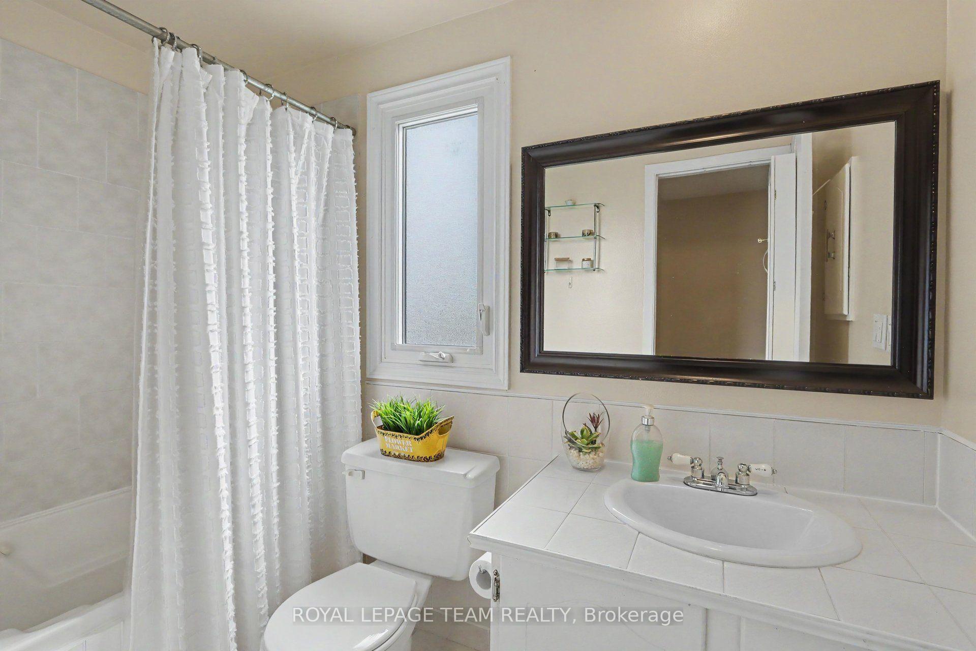 Photo 14 of 95 Seabrooke Drive, Ottawa, Kanata - Glencairn/Hazeldean — HOMEH