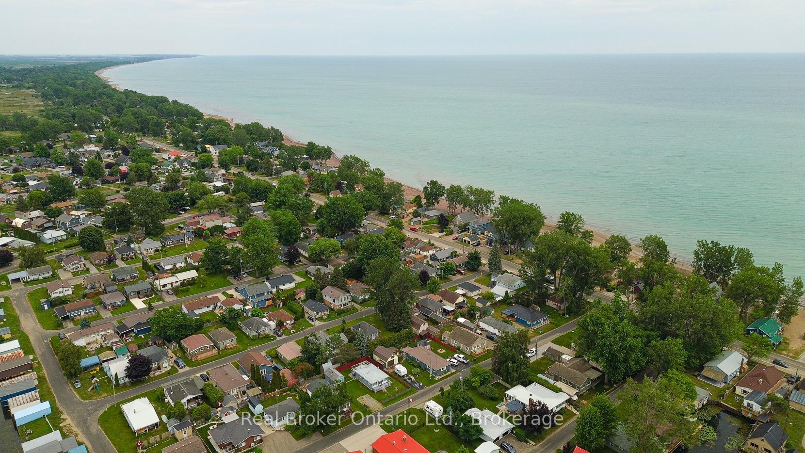 Photo 41 of 4 Bass Lane, Norfolk, Long Point — HOMEH