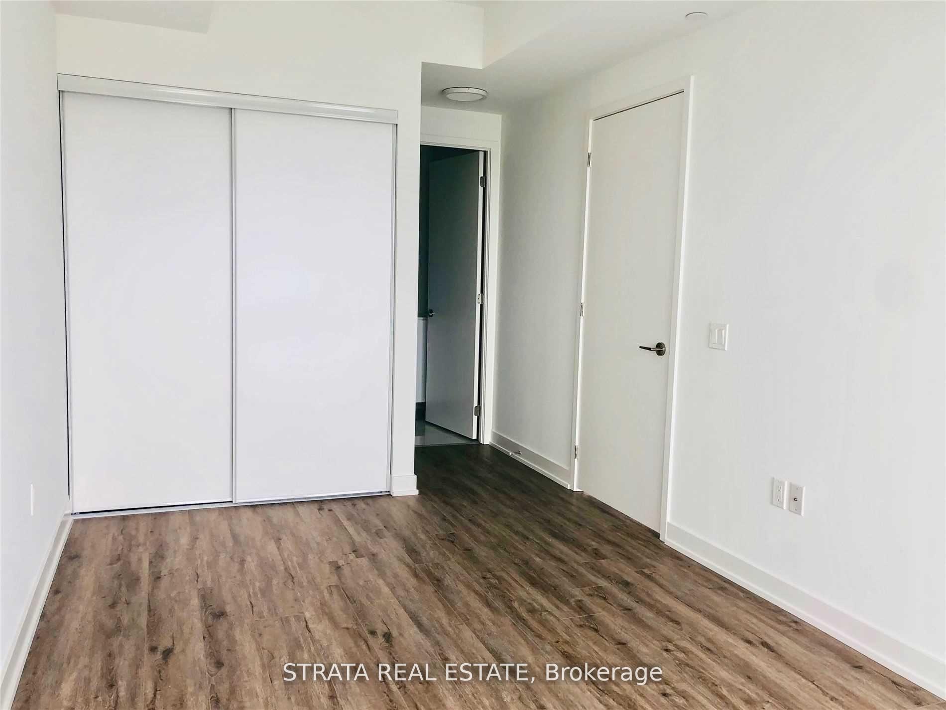 Photo 8 of Unit 2201, 15 Queens Quay, Toronto, Waterfront Communities — HOMEH