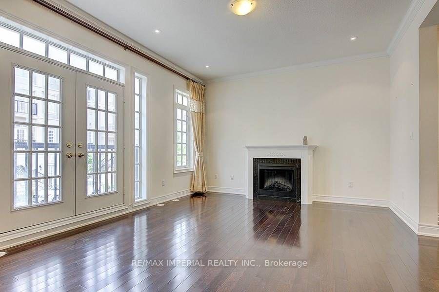 Photo 4 of 62 Lord Durham Road, Markham, Unionville — HOMEH