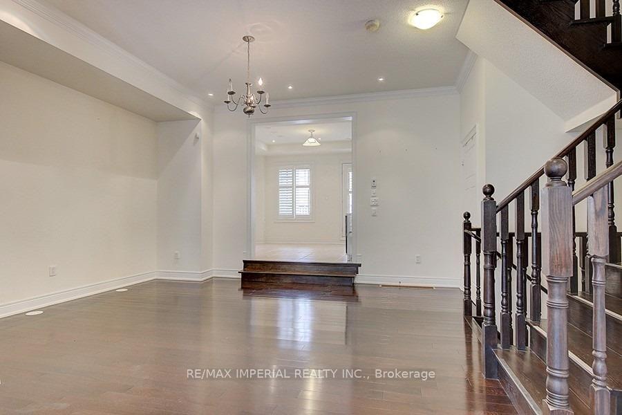 Photo 7 of 62 Lord Durham Road, Markham, Unionville — HOMEH