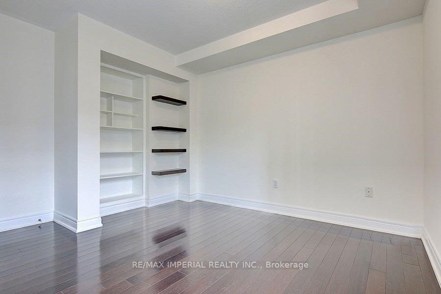 Photo 13 of 62 Lord Durham Road, Markham, Unionville — HOMEH