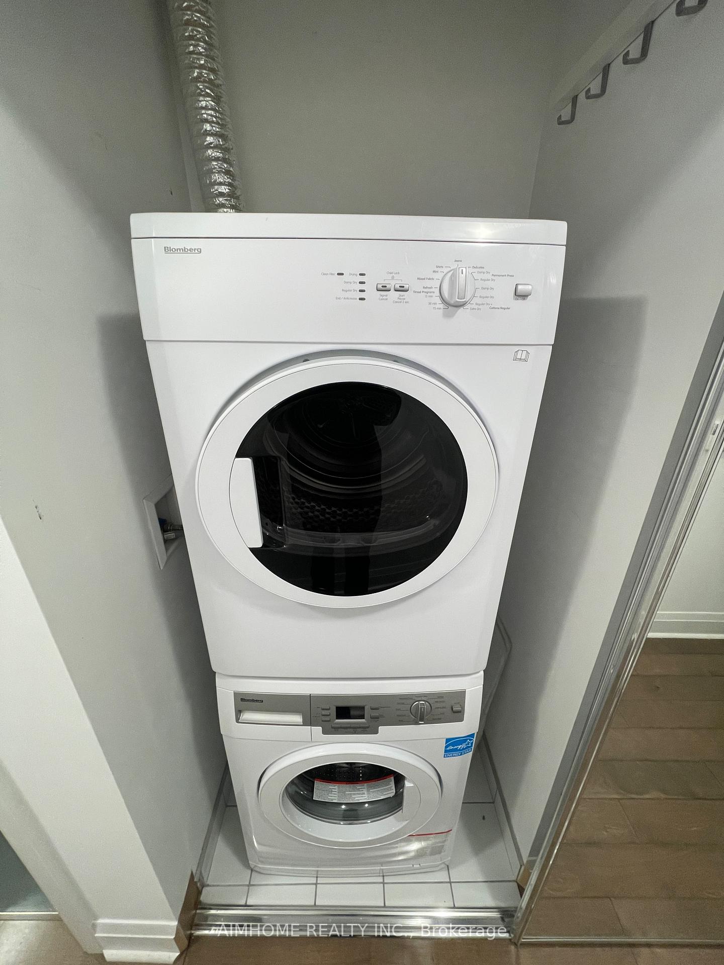 Photo 15 of Unit 5305, 1080 Bay Street, Toronto, Bay Street Corridor — HOMEH