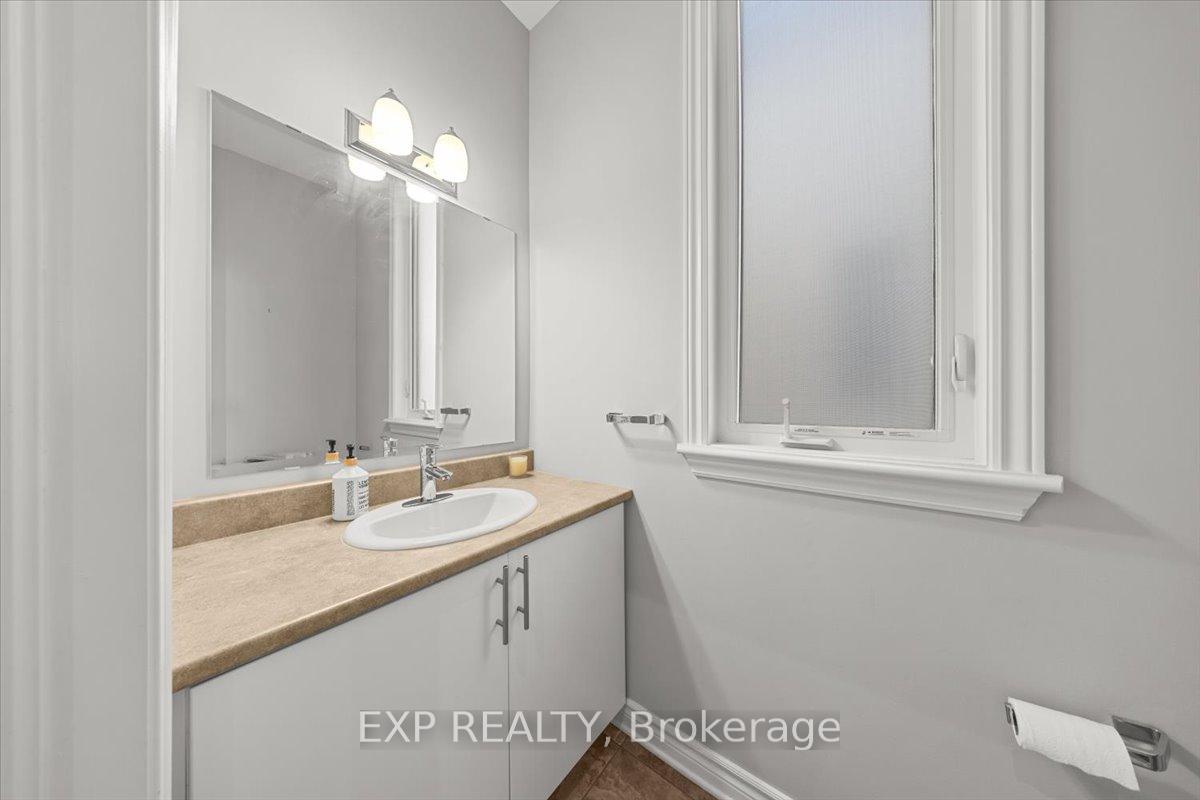 Photo 6 of 255 Shinleaf Crescent, Ottawa, Mer Bleue/Bradley Estates/Anderson Park — HOMEH