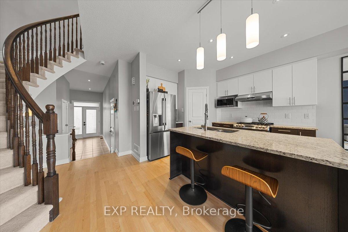 Photo 7 of 255 Shinleaf Crescent, Ottawa, Mer Bleue/Bradley Estates/Anderson Park — HOMEH
