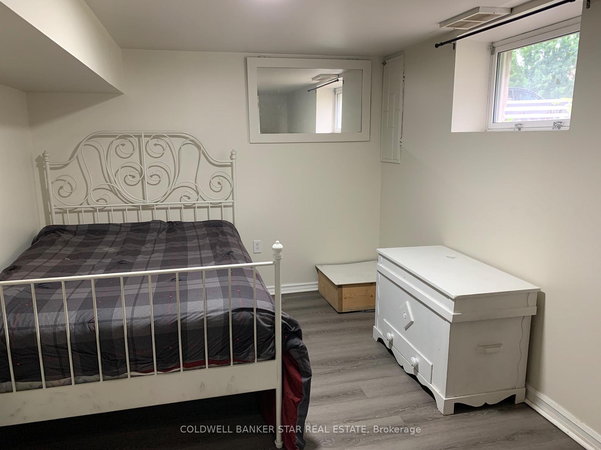 Photo 25 of 40 Barnes Street, St. Thomas — HOMEH