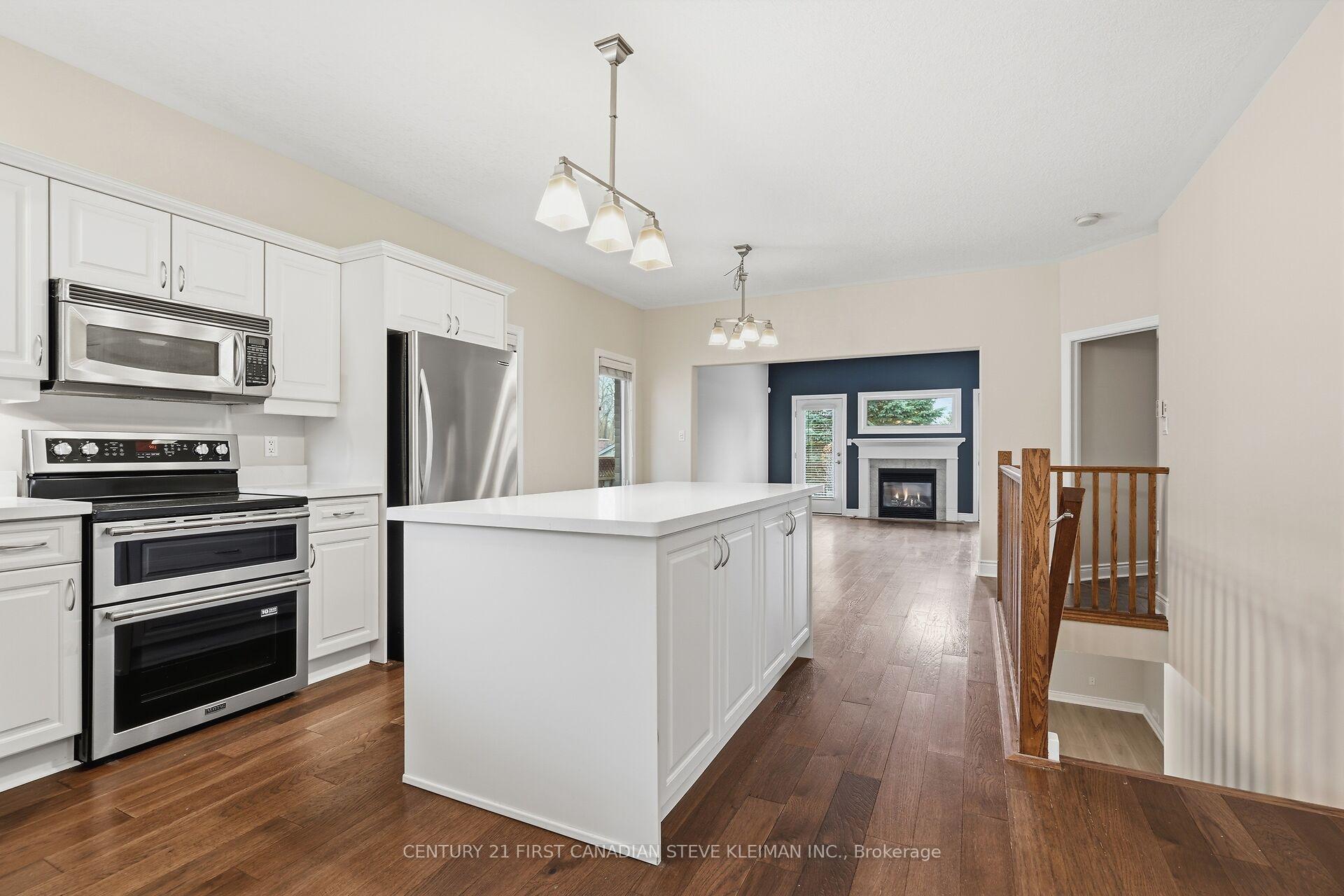 Photo 9 of 879 Garibaldi Avenue, London, North B — HOMEH
