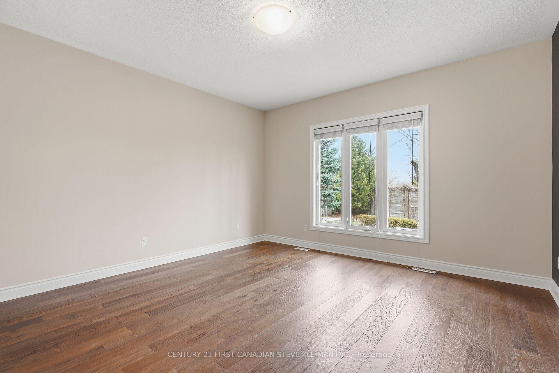 Photo 25 of 879 Garibaldi Avenue, London, North B — HOMEH