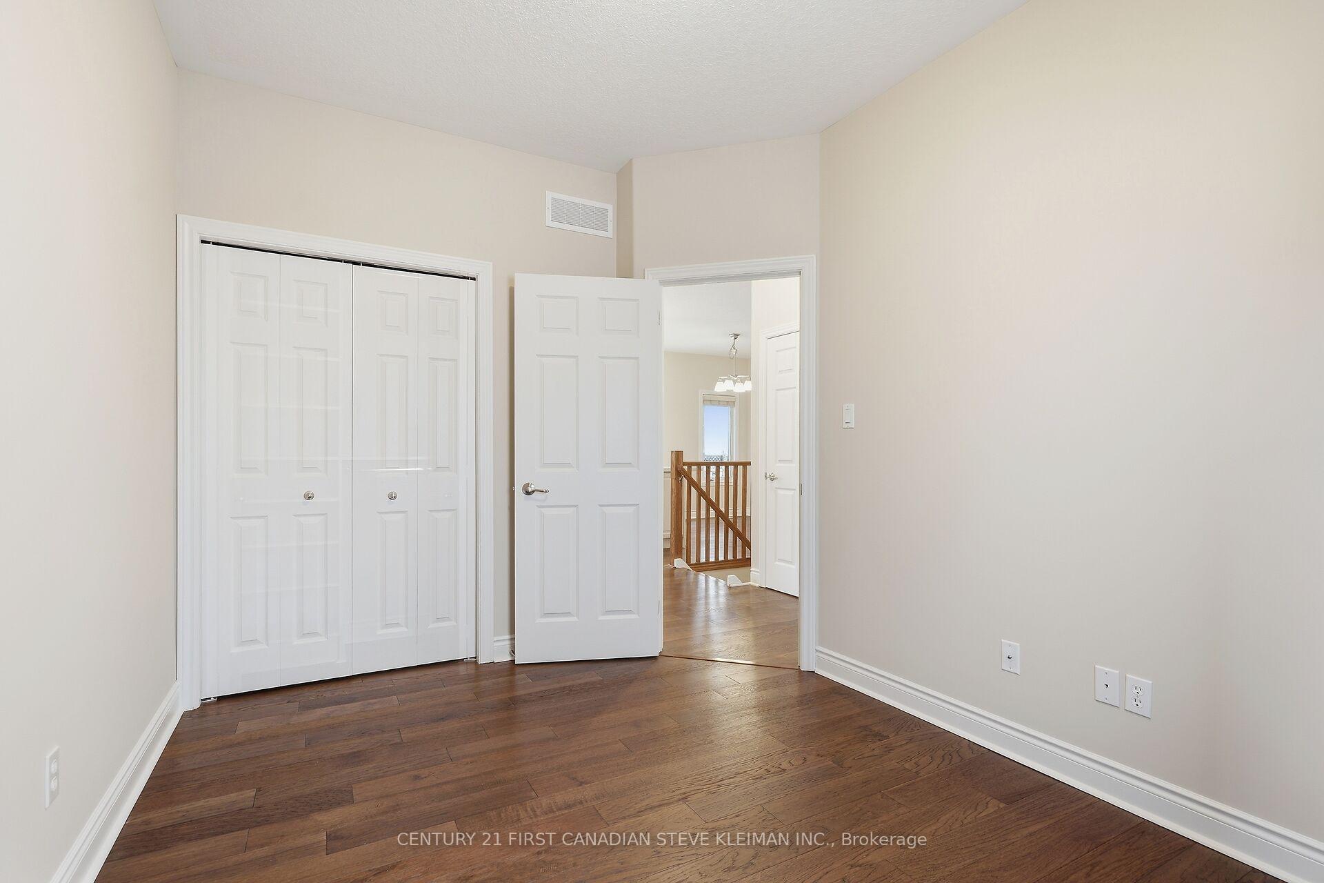 Photo 33 of 879 Garibaldi Avenue, London, North B — HOMEH