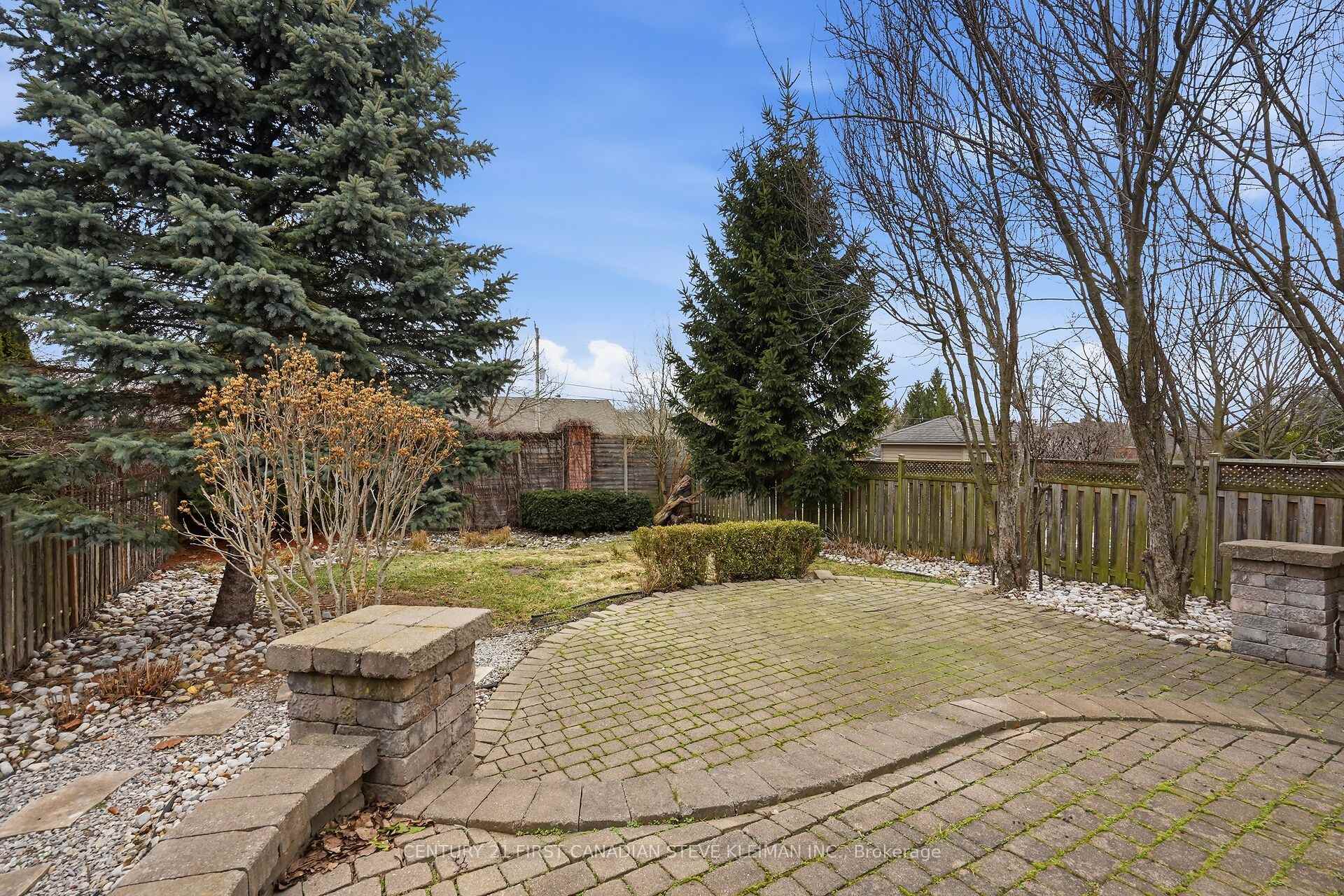 Photo 50 of 879 Garibaldi Avenue, London, North B — HOMEH