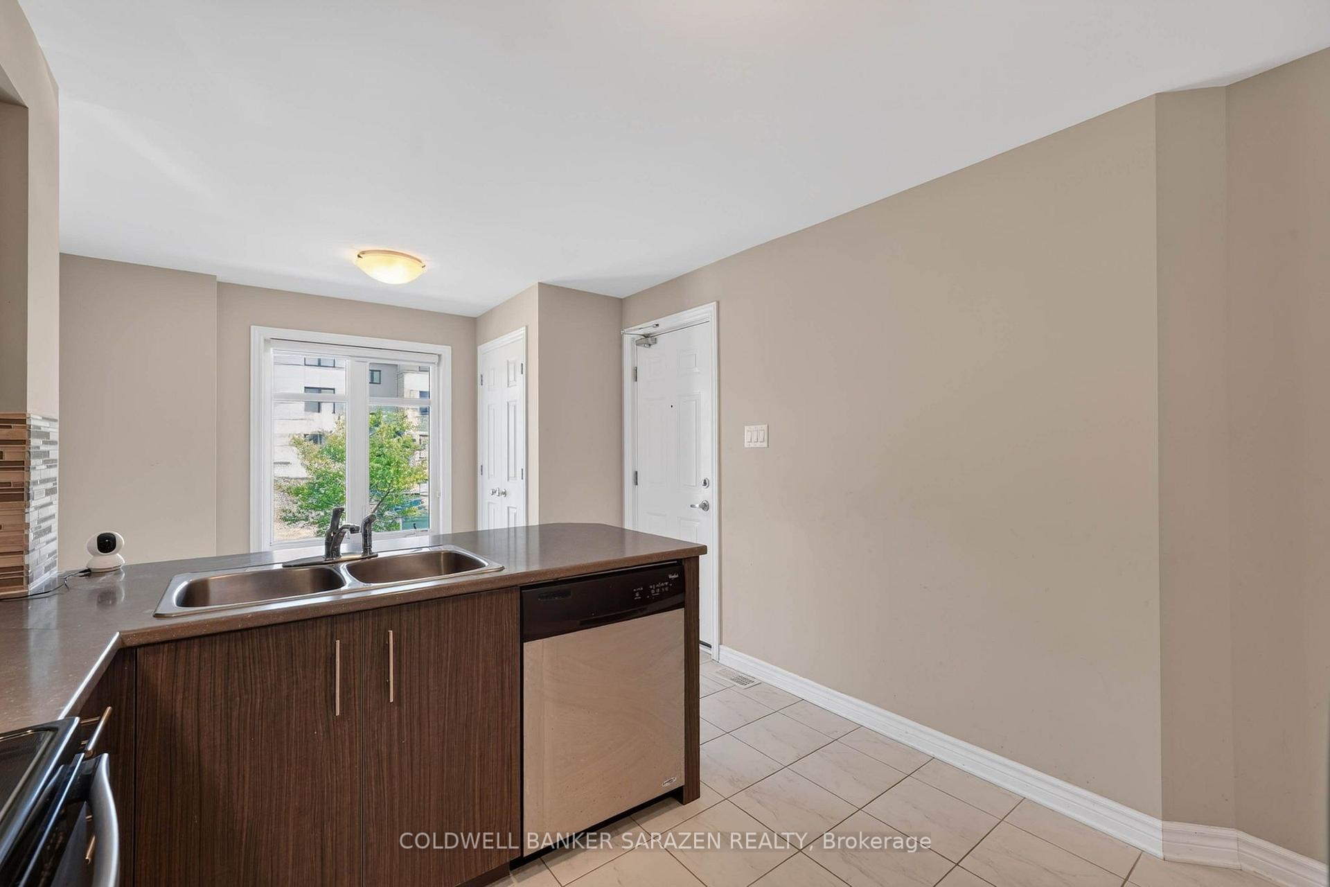 Photo 5 of 116 Bluestone Private, Ottawa, Avalon West — HOMEH