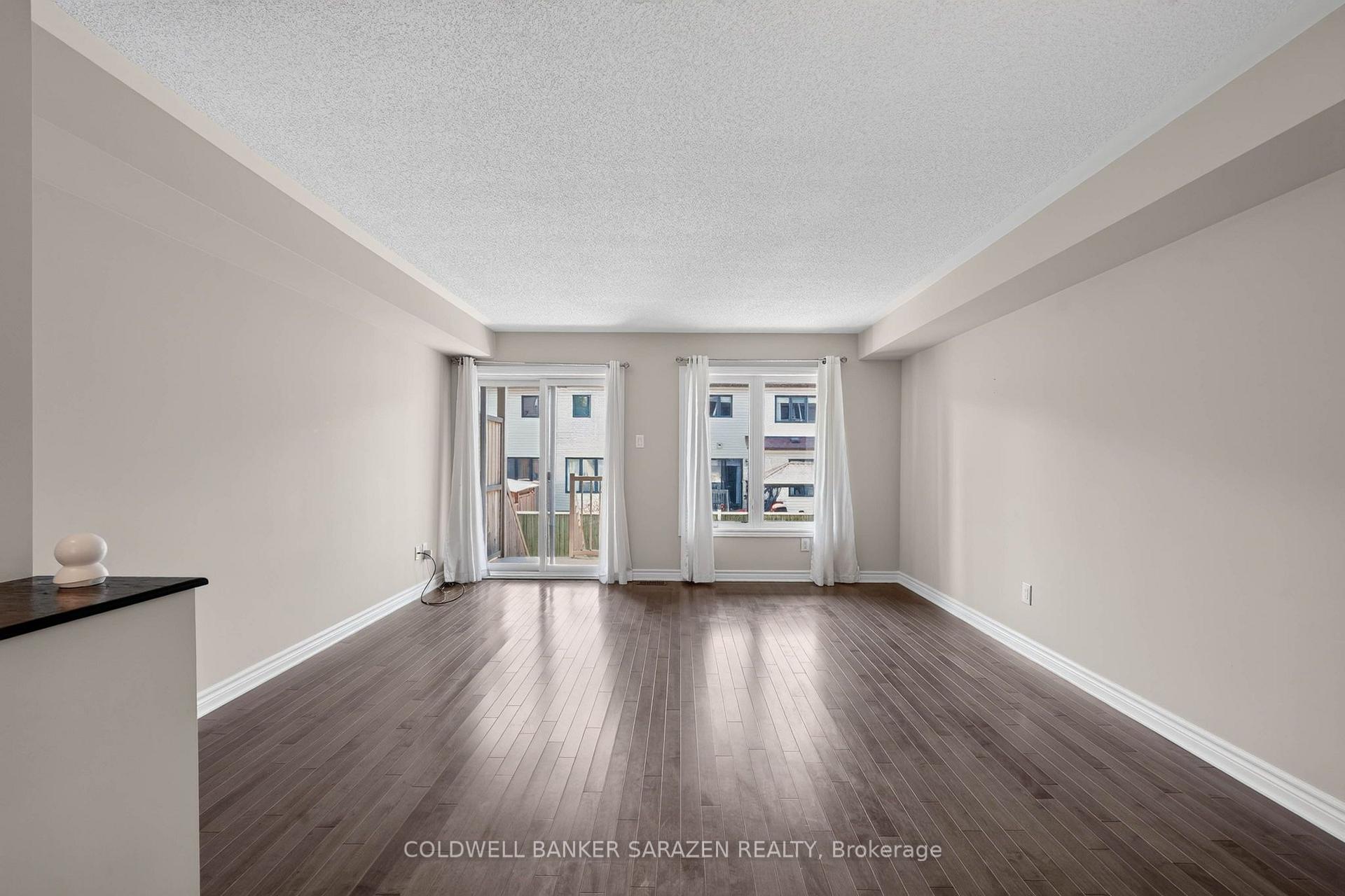 Photo 11 of 116 Bluestone Private, Ottawa, Avalon West — HOMEH