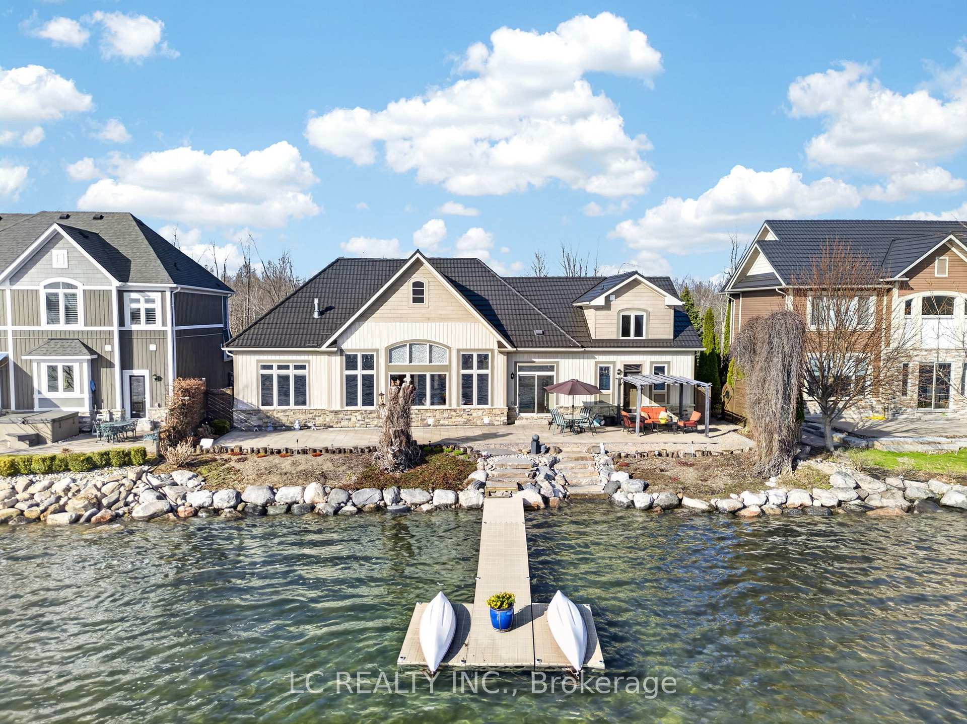 Photo 1 of 143 Victoria Crescent, Orillia — HOMEH