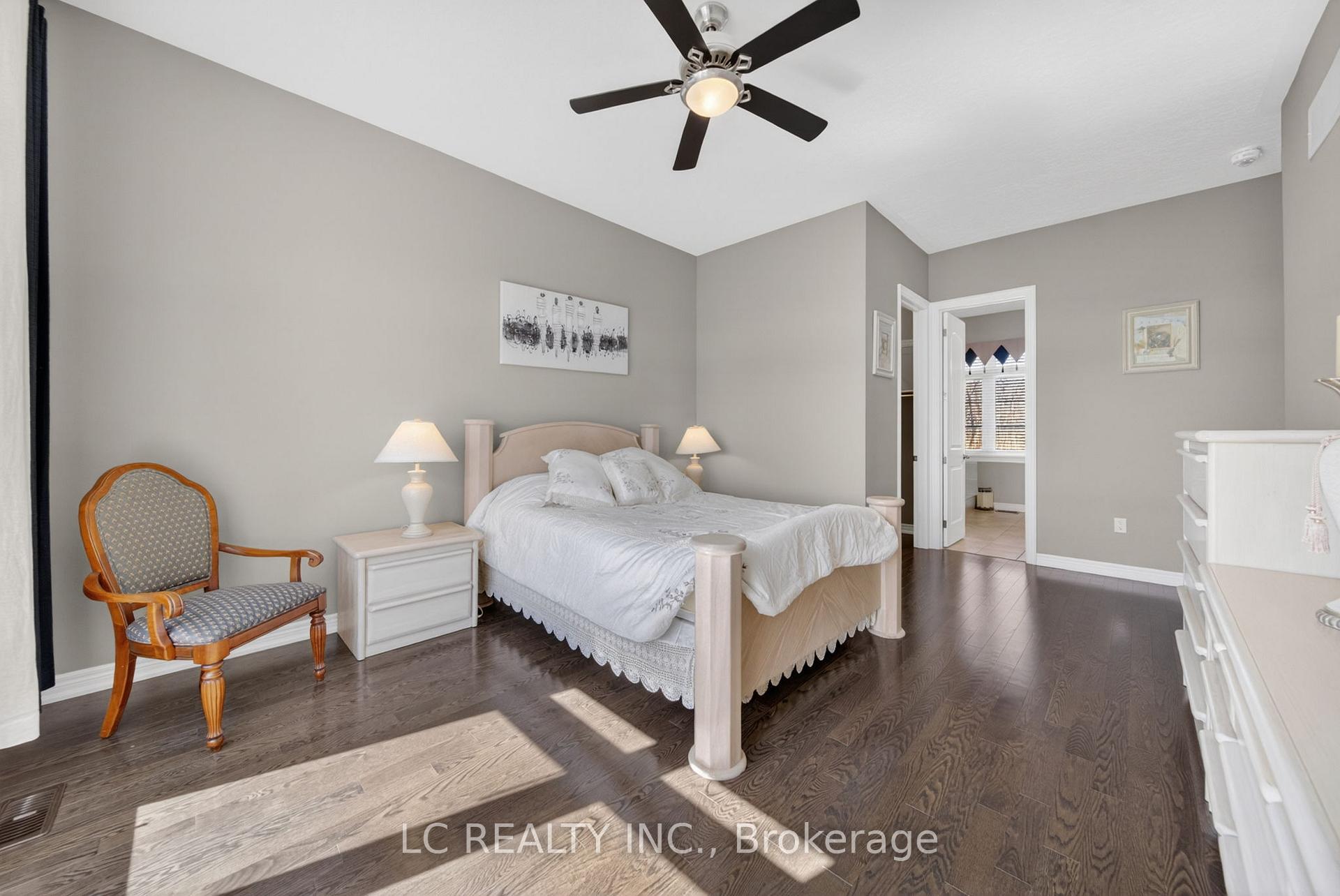 Photo 20 of 143 Victoria Crescent, Orillia — HOMEH