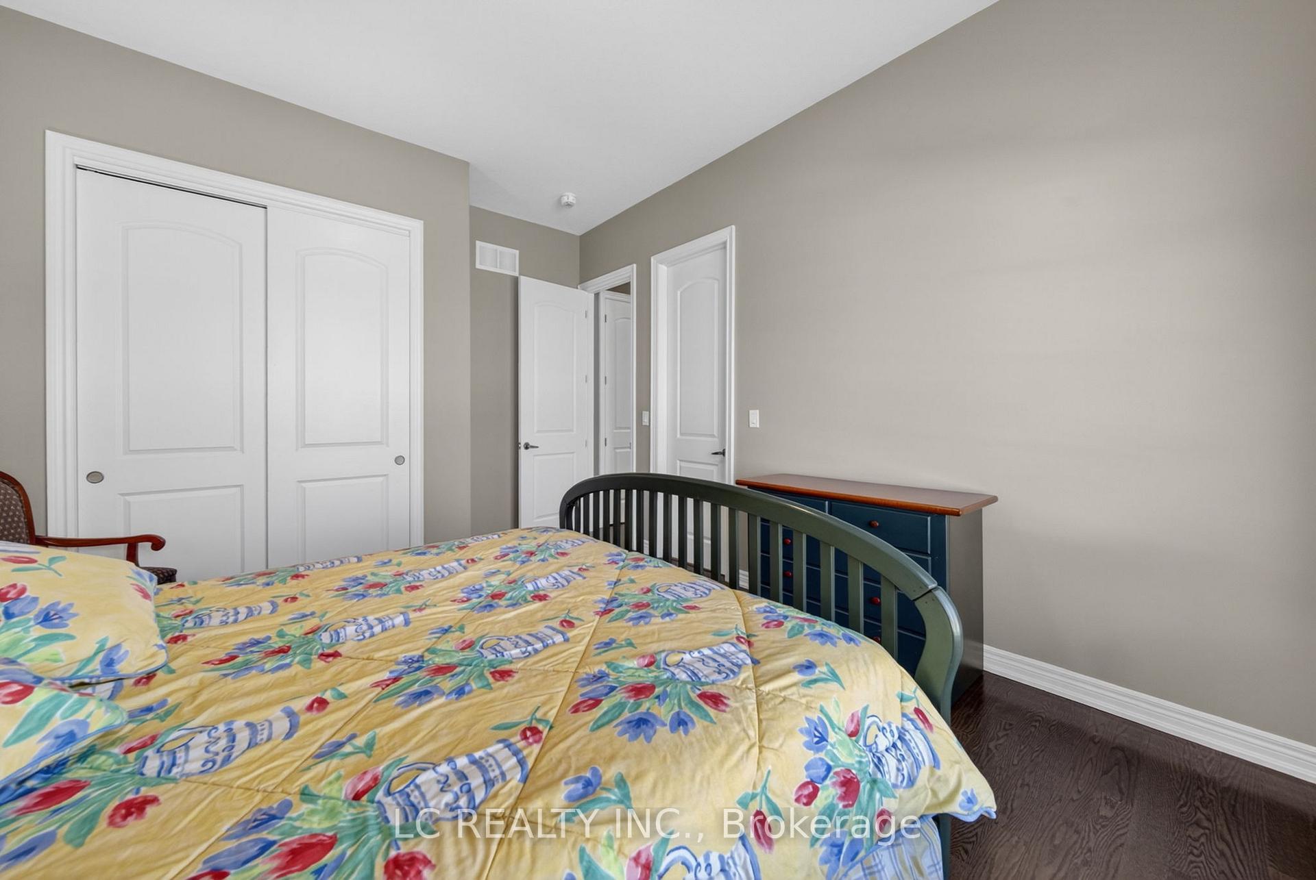 Photo 25 of 143 Victoria Crescent, Orillia — HOMEH