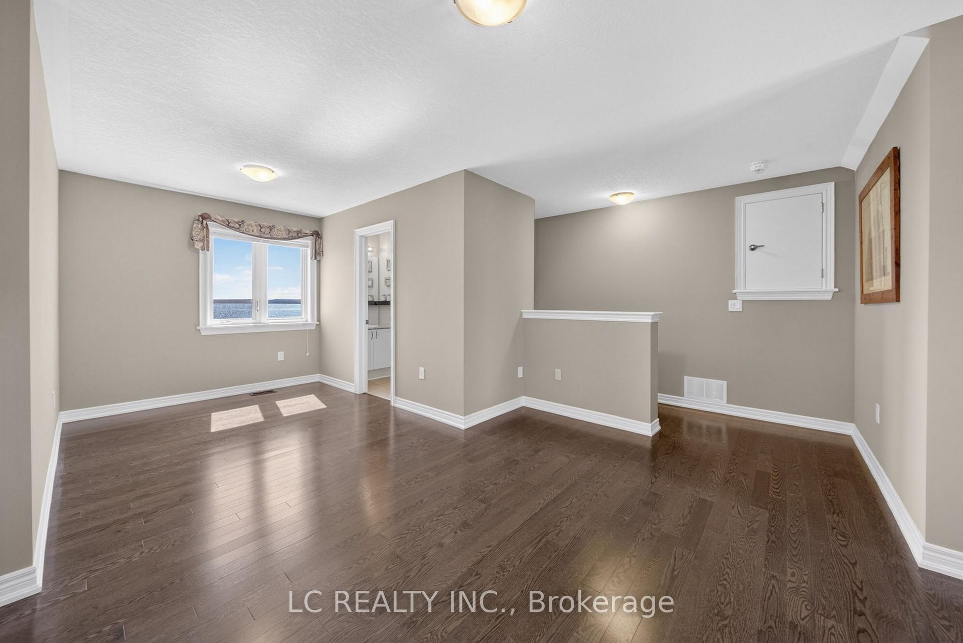 Photo 30 of 143 Victoria Crescent, Orillia — HOMEH