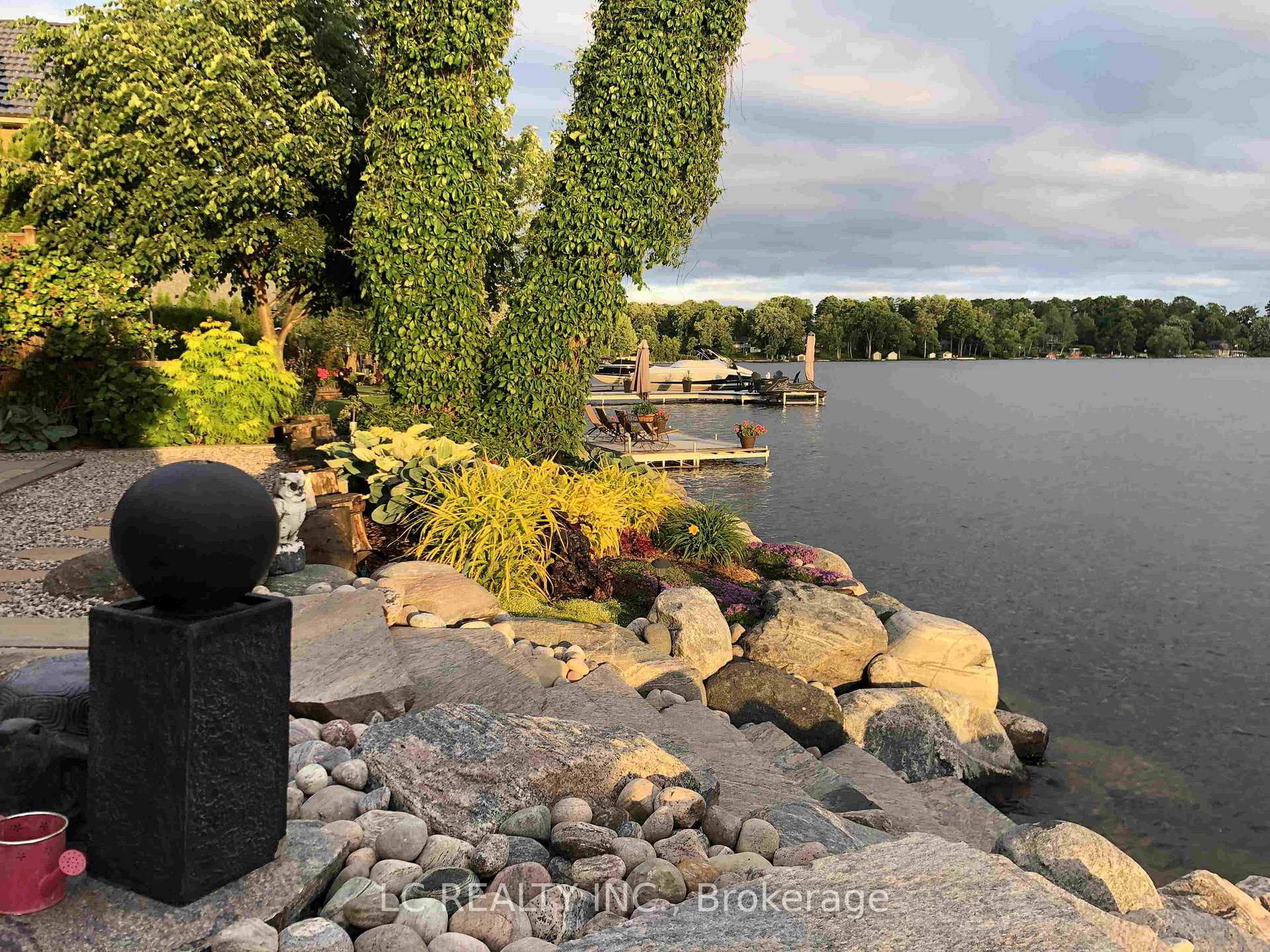Photo 40 of 143 Victoria Crescent, Orillia — HOMEH
