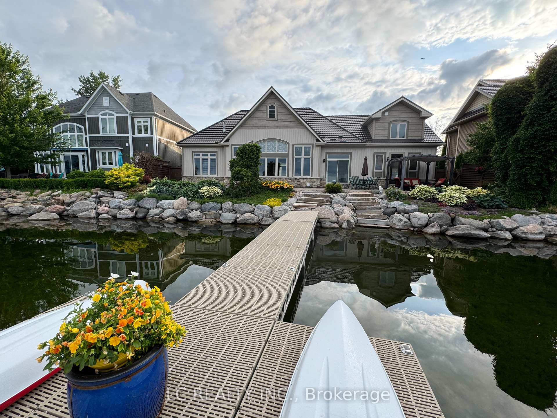 Photo 44 of 143 Victoria Crescent, Orillia — HOMEH