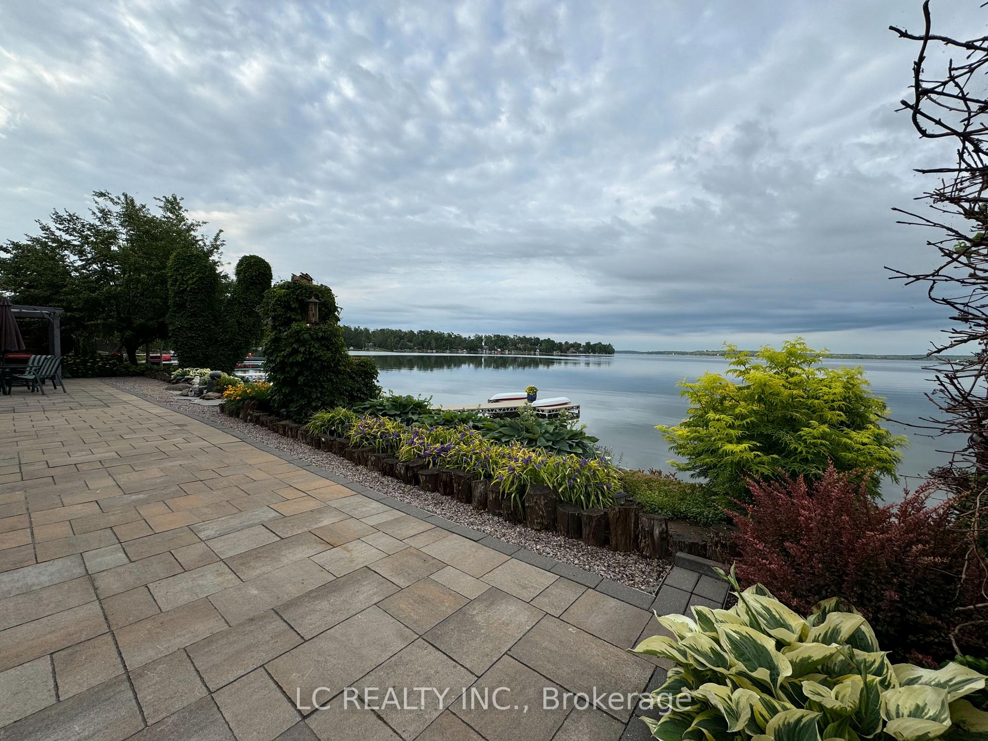 Photo 45 of 143 Victoria Crescent, Orillia — HOMEH