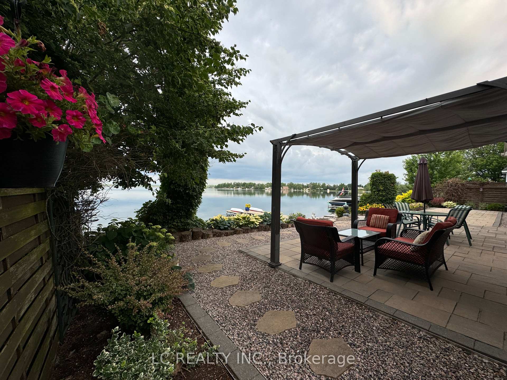 Photo 46 of 143 Victoria Crescent, Orillia — HOMEH