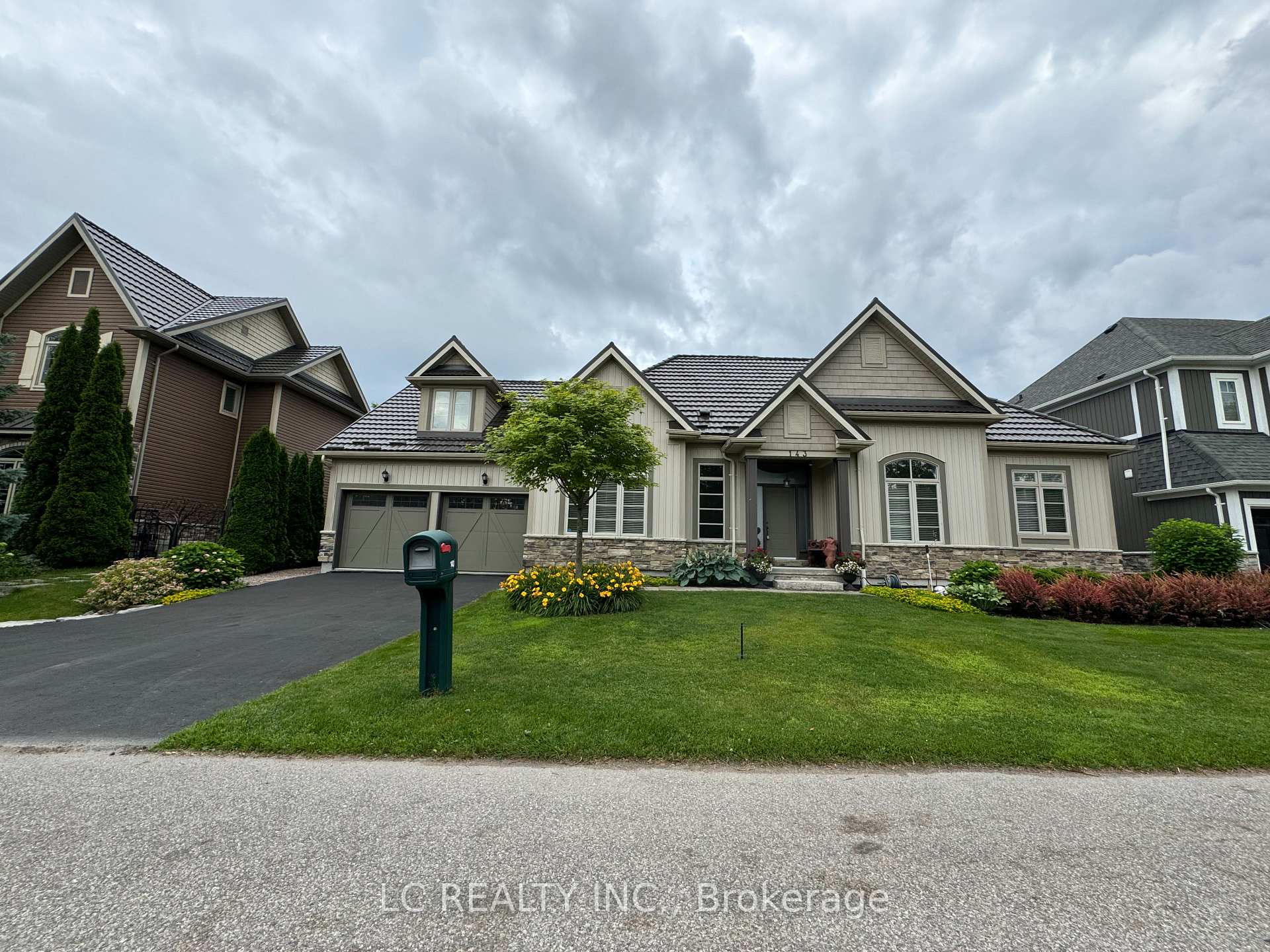 Photo 47 of 143 Victoria Crescent, Orillia — HOMEH