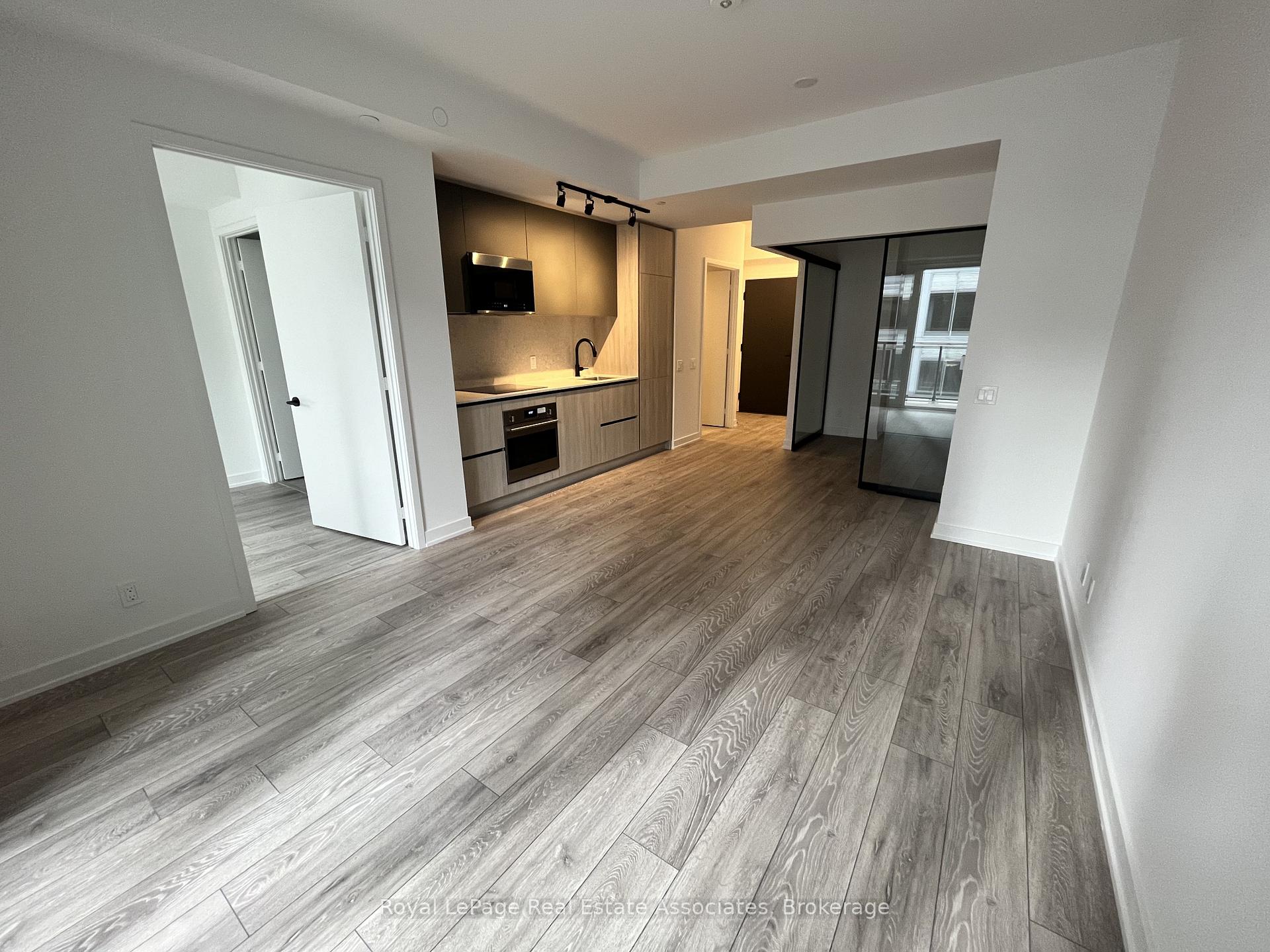 Photo 6 of Unit 906, 108 Peter Street, Toronto, Waterfront Communities — HOMEH
