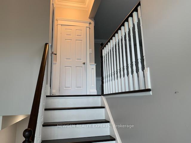 Photo 2 of 41 Rockbrook Trail, Brampton, Northwest Brampton — HOMEH