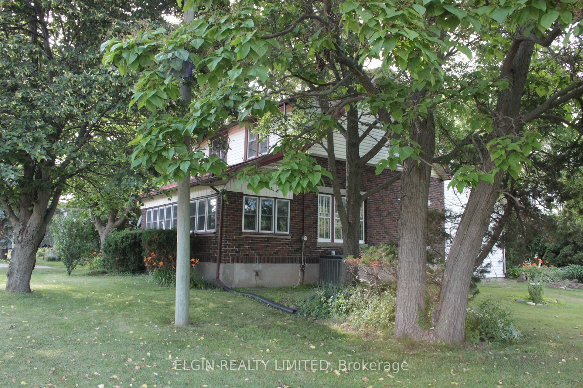 Photo 2 of 44356 Talbot Line, Central Elgin, Rural Central Elgin — HOMEH