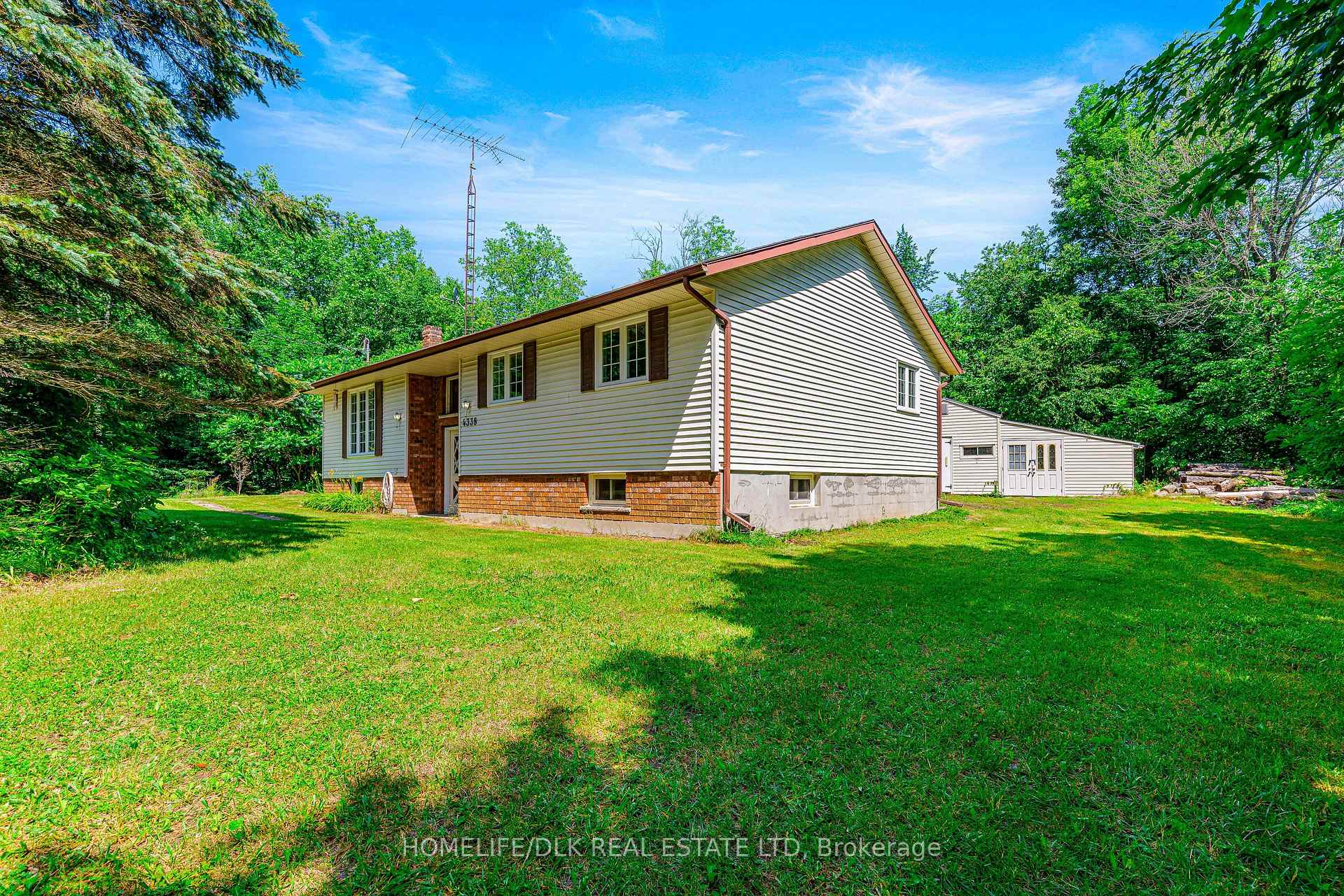 Photo 4 of 4338 Miller Road, Frontenac, Frontenac South — HOMEH