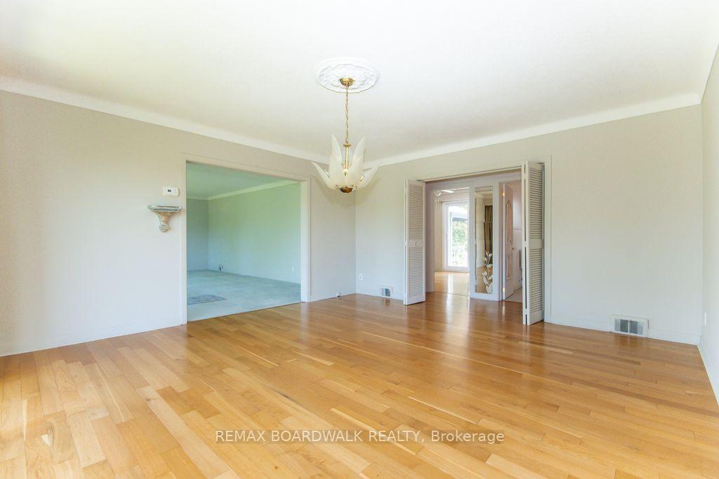 Photo 11 of 3654 Navan Road, Ottawa, Mer Bleue/Bradley Estates/Anderson Park — HOMEH