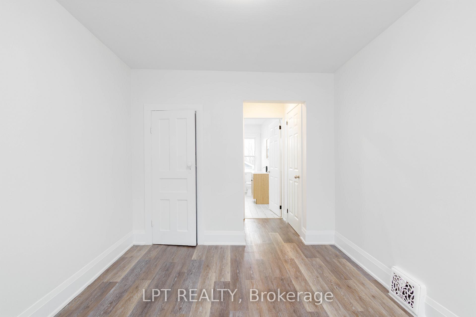 Photo 21 of 249 Harvey Street, Orillia — HOMEH