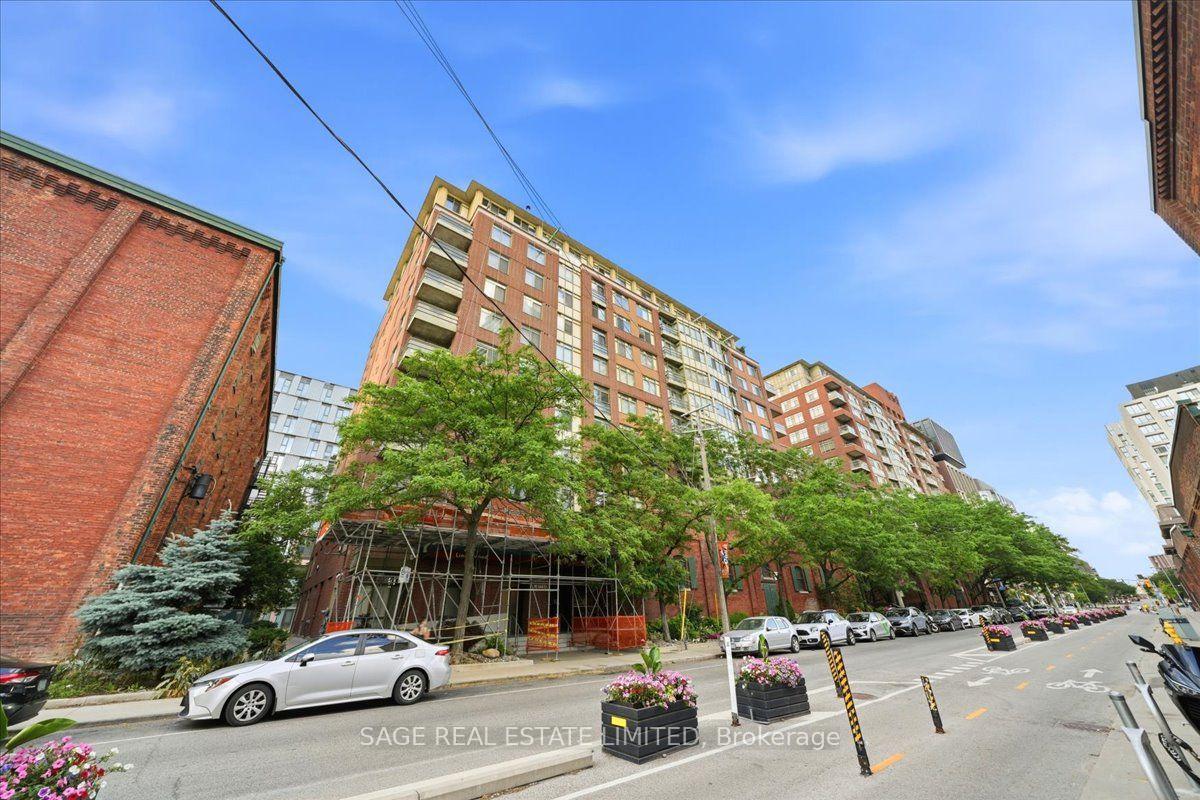 Front of Unit 302, 70 Mill Street