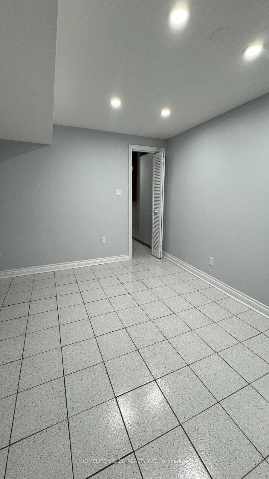 Photo 9 of Unit Basement, 492 Raymerville Drive, Markham, Raymerville — HOMEH