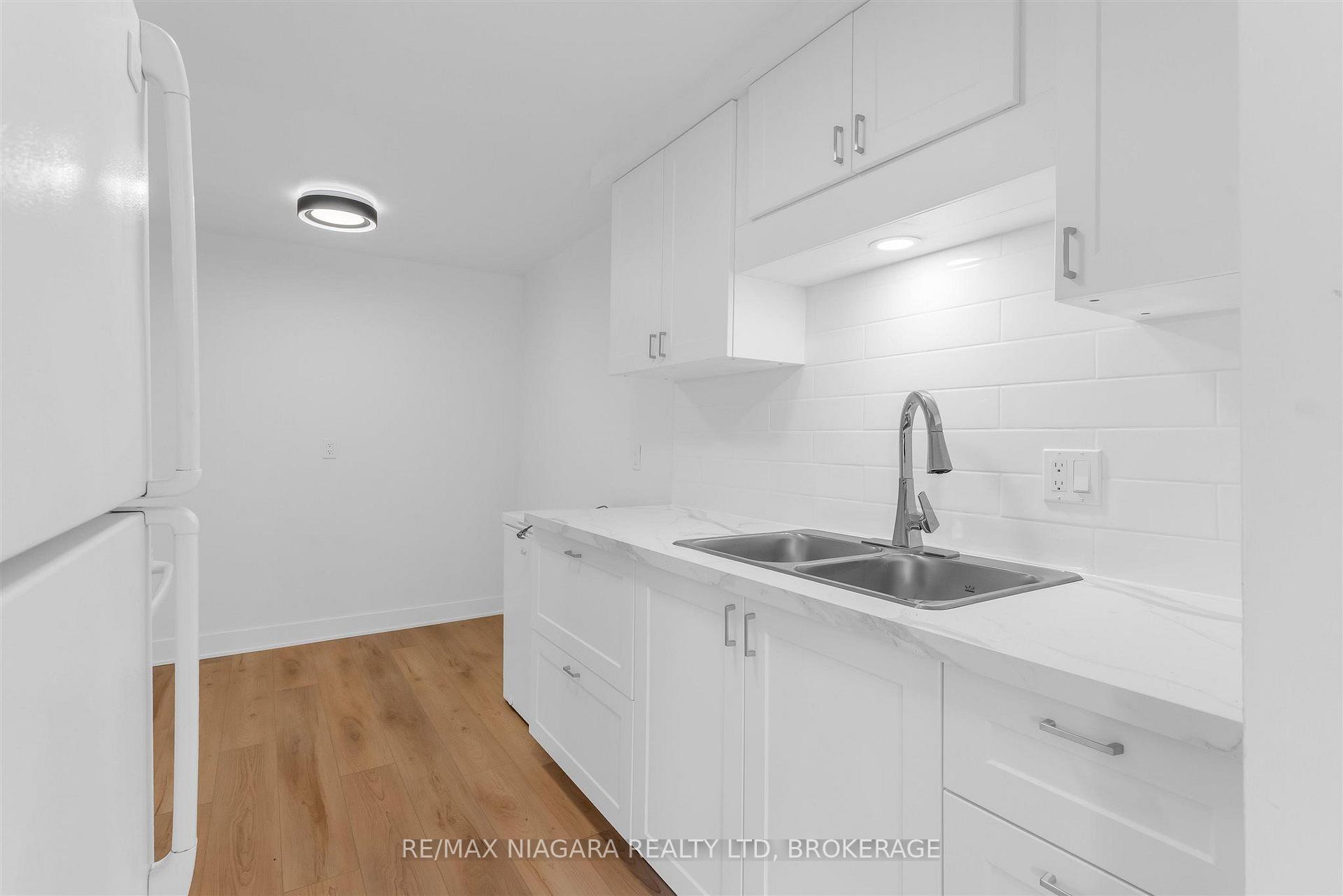 Photo 10 of 2 Baldwin Crescent, Thorold, Confederation Heights — HOMEH