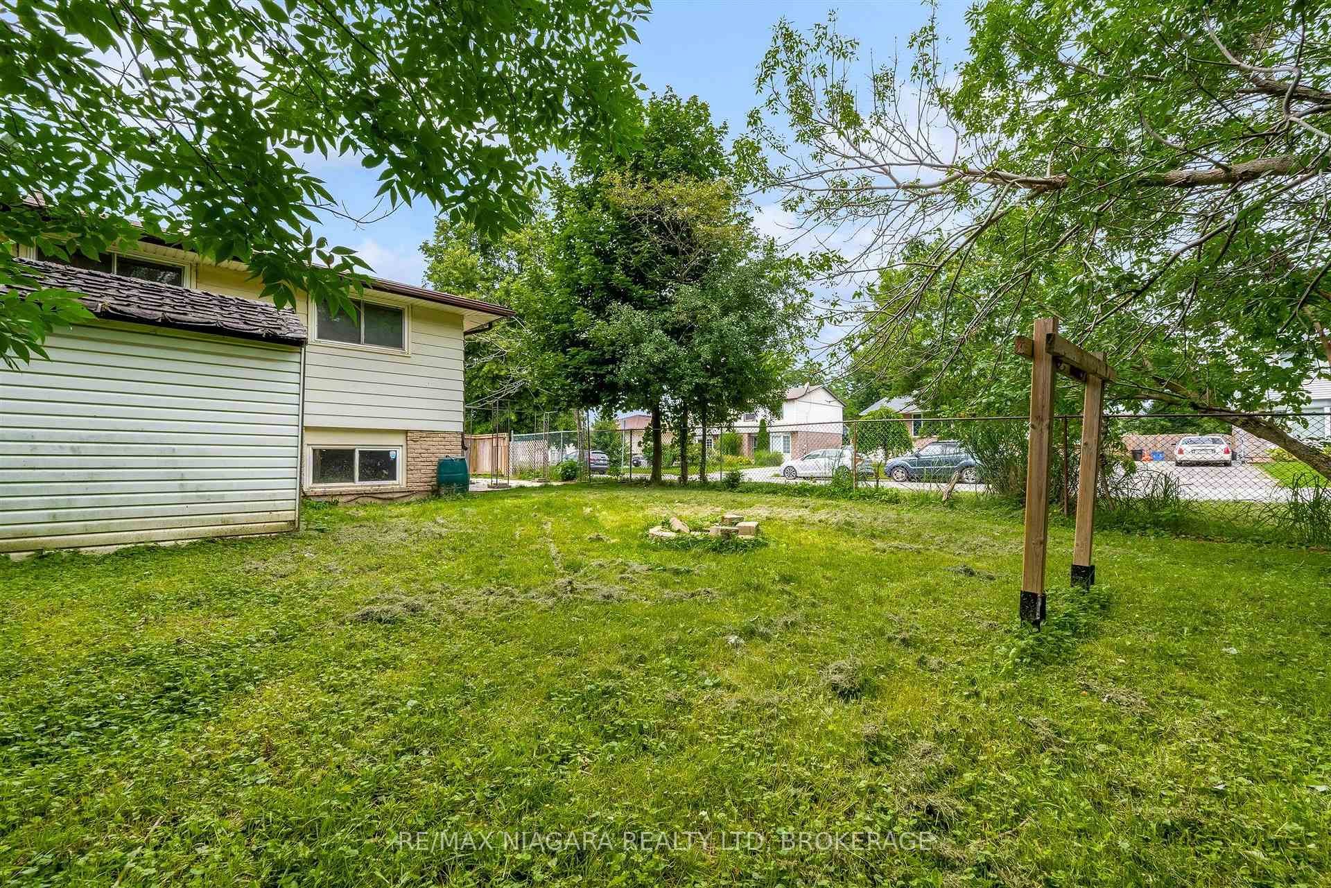 Photo 29 of 2 Baldwin Crescent, Thorold, Confederation Heights — HOMEH