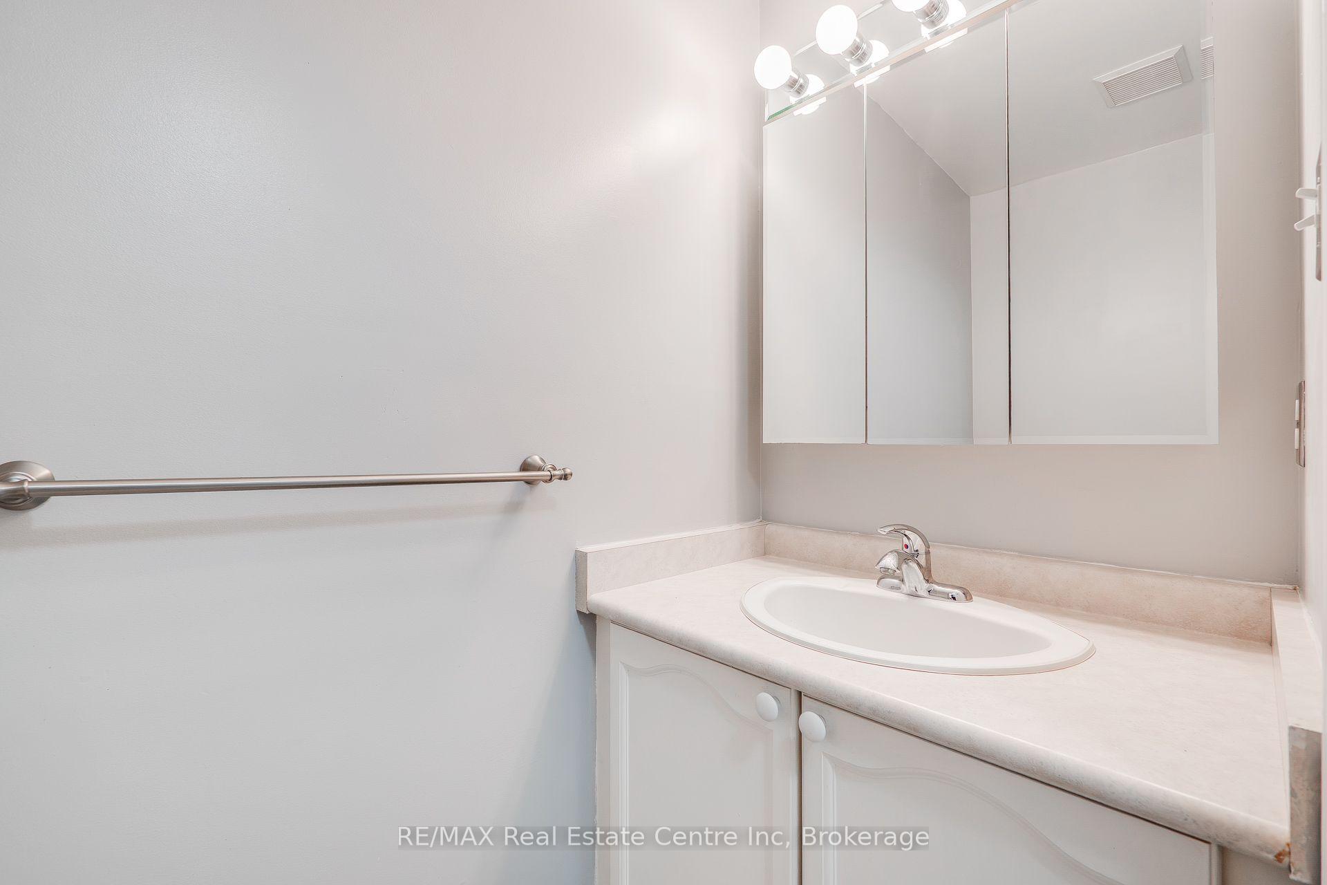 Photo 22 of Unit 86, 129 Victoria Road N, Guelph, Grange Road — HOMEH
