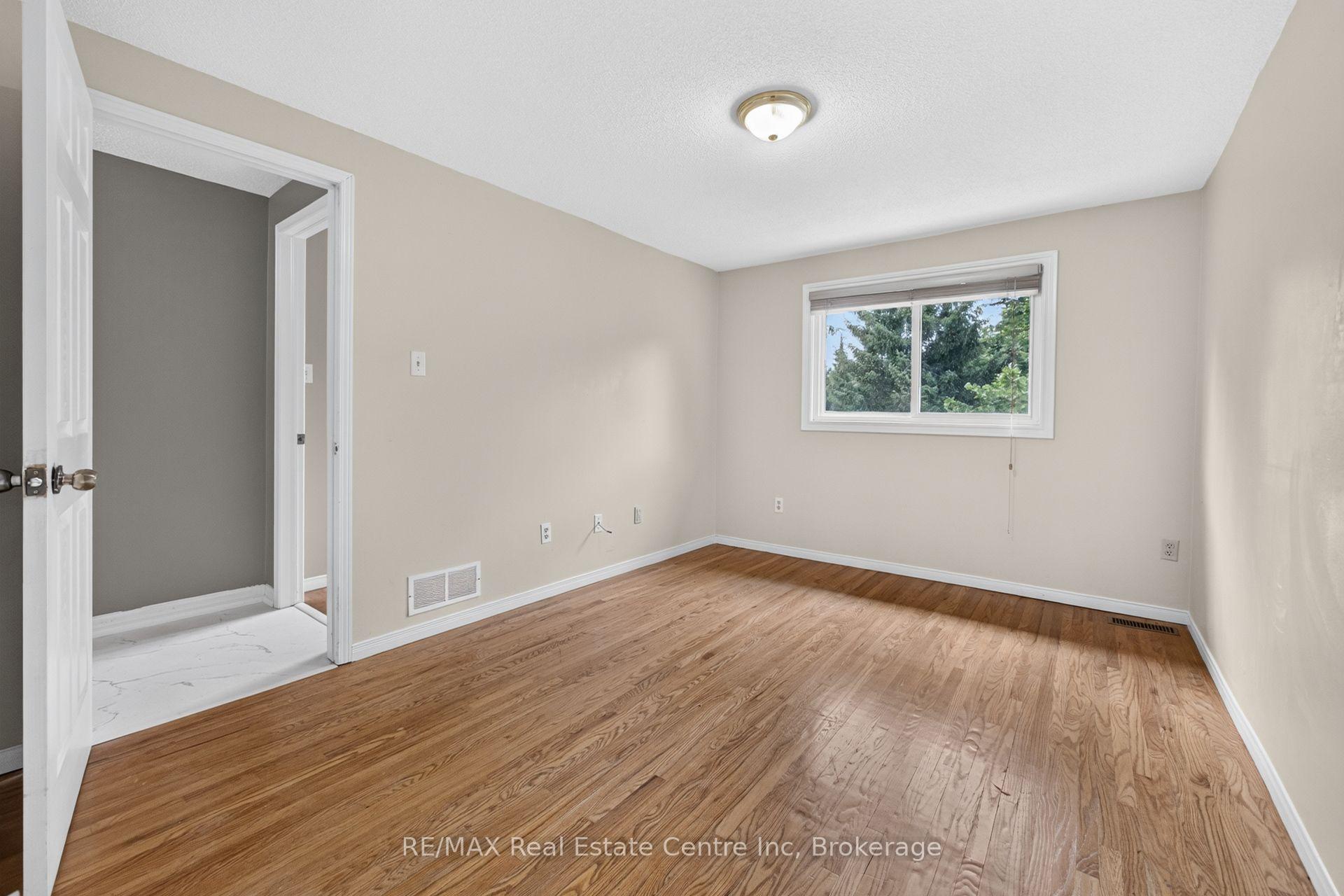 Photo 31 of Unit 86, 129 Victoria Road N, Guelph, Grange Road — HOMEH